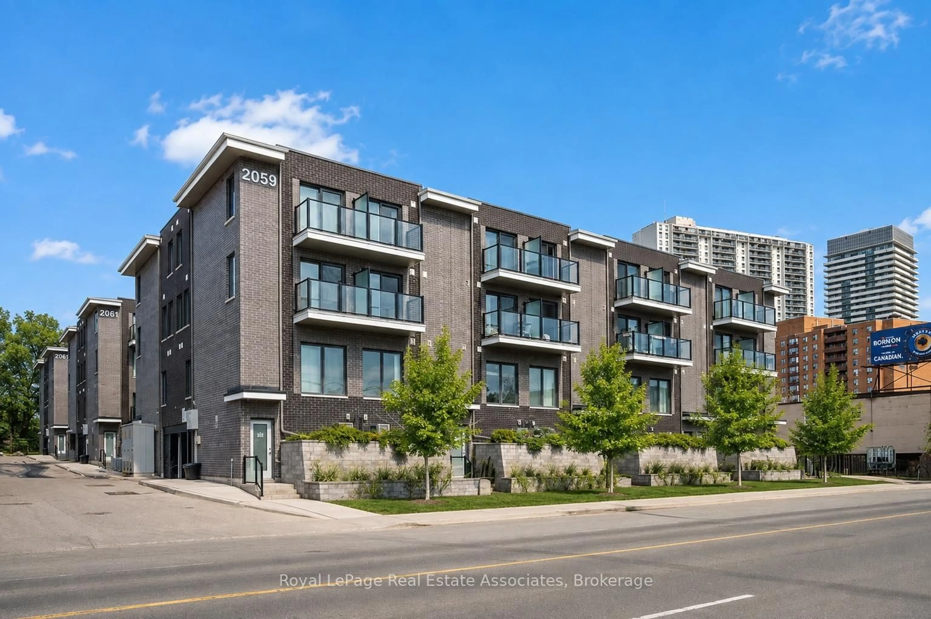 Unknown for 2059 Weston Rd #40, Toronto Ontario M9N 1X7