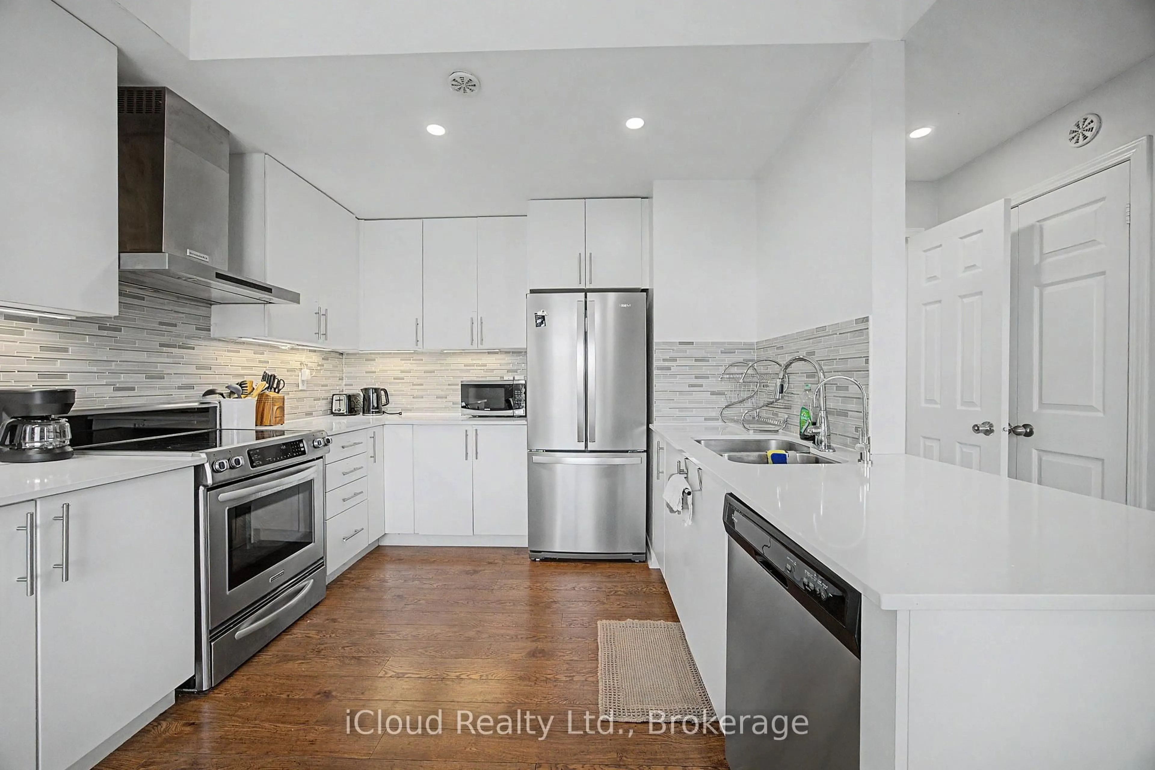 Unknown for 180 Howden Blvd #6, Brampton Ontario L6S 0E3