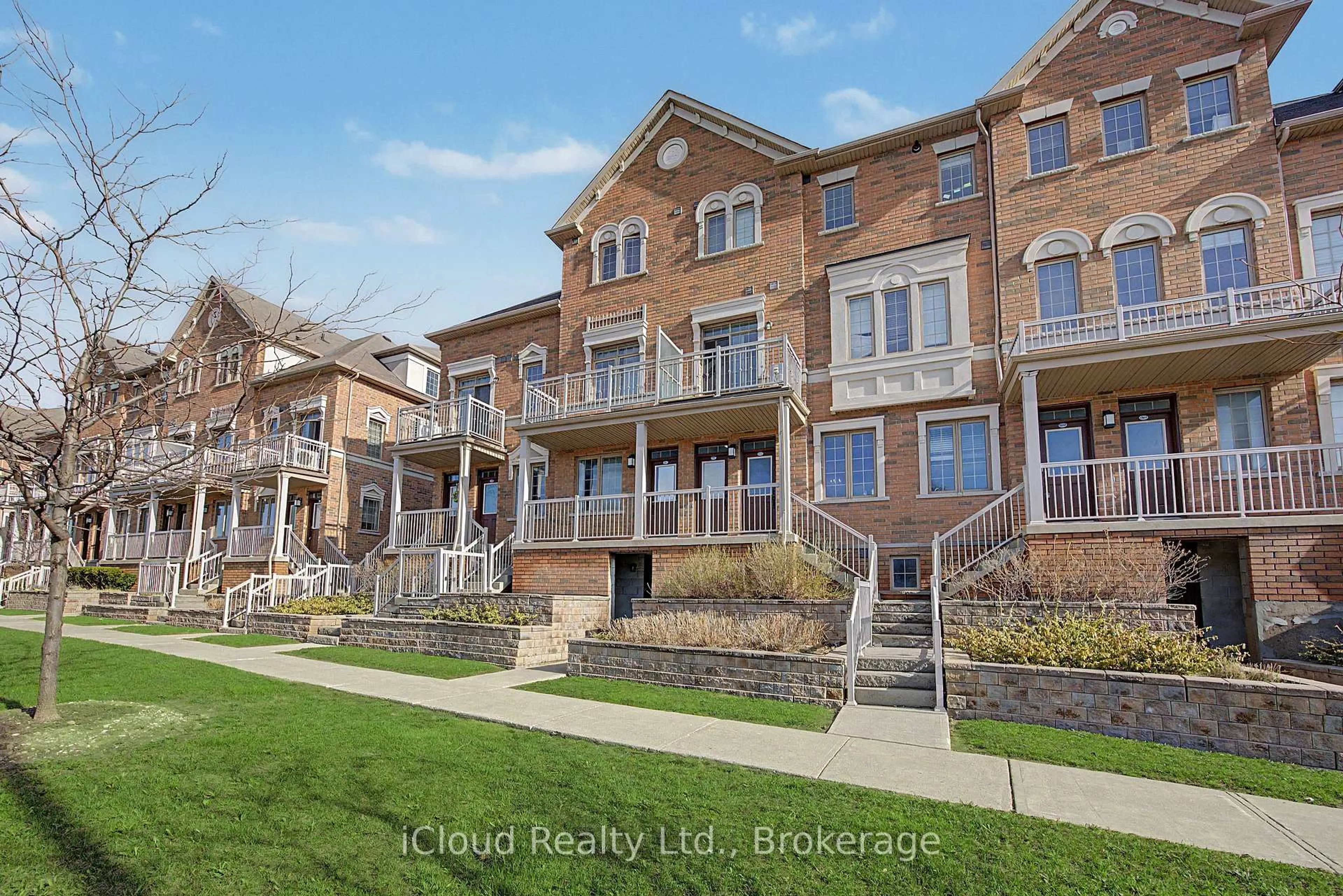 Home with brick exterior material, unknown for 180 Howden Blvd #6, Brampton Ontario L6S 0E3