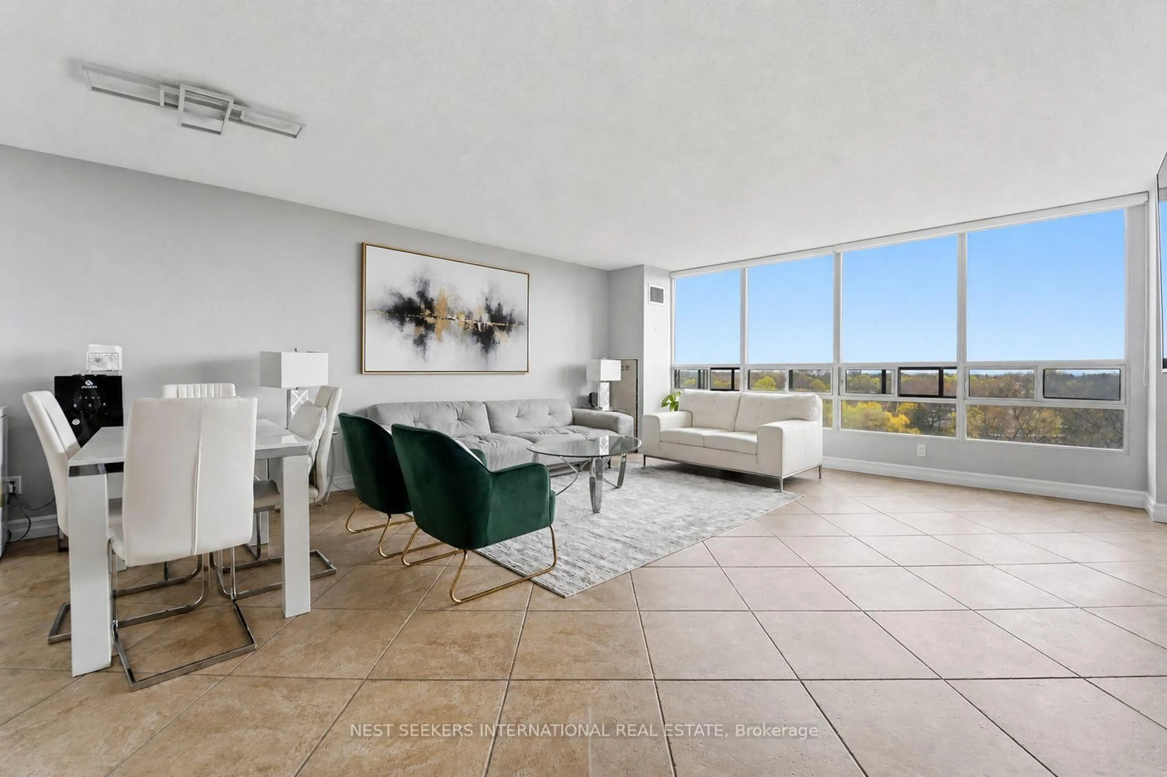 Living room with furniture, unknown for 310 Mill St #811, Brampton Ontario L6Y 3B1
