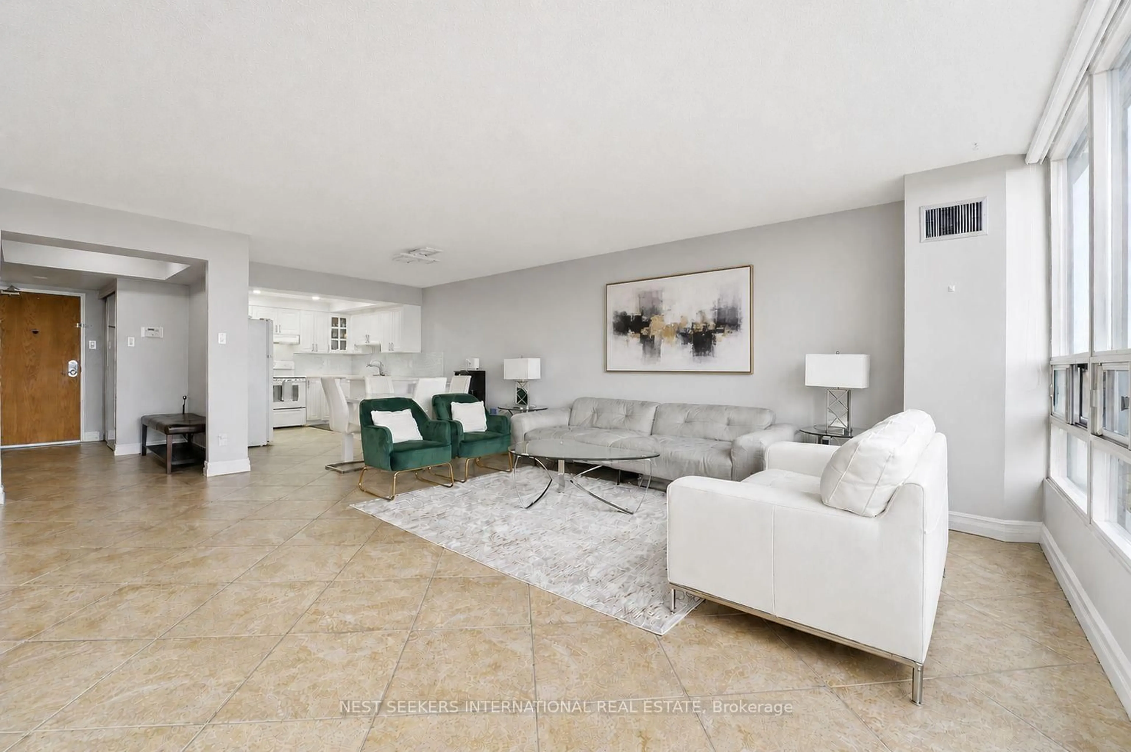 Living room with furniture, unknown for 310 Mill St #811, Brampton Ontario L6Y 3B1