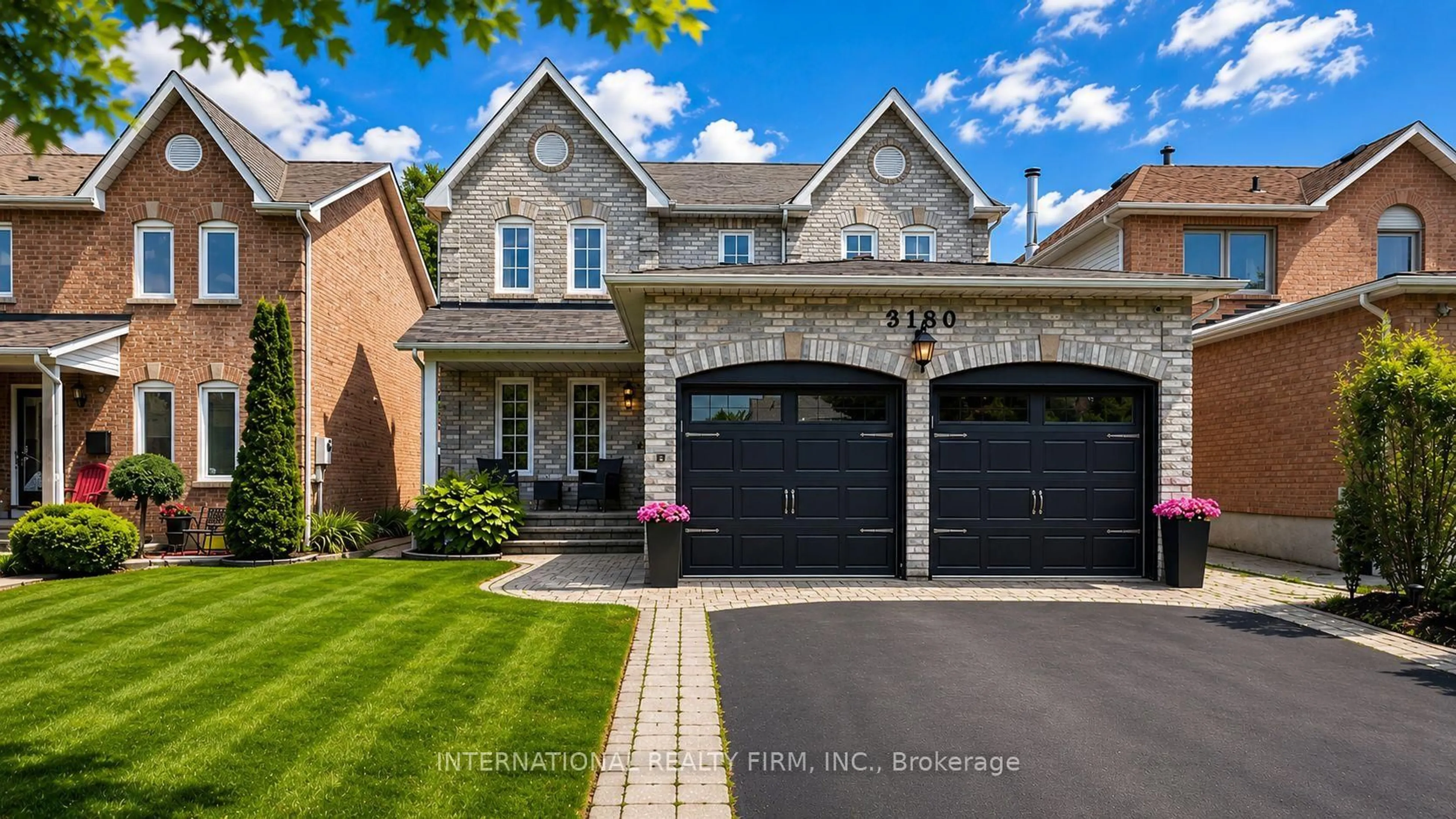 Home with brick exterior material, street for 3180 Pebblewood Rd, Mississauga Ontario L5N 6P5