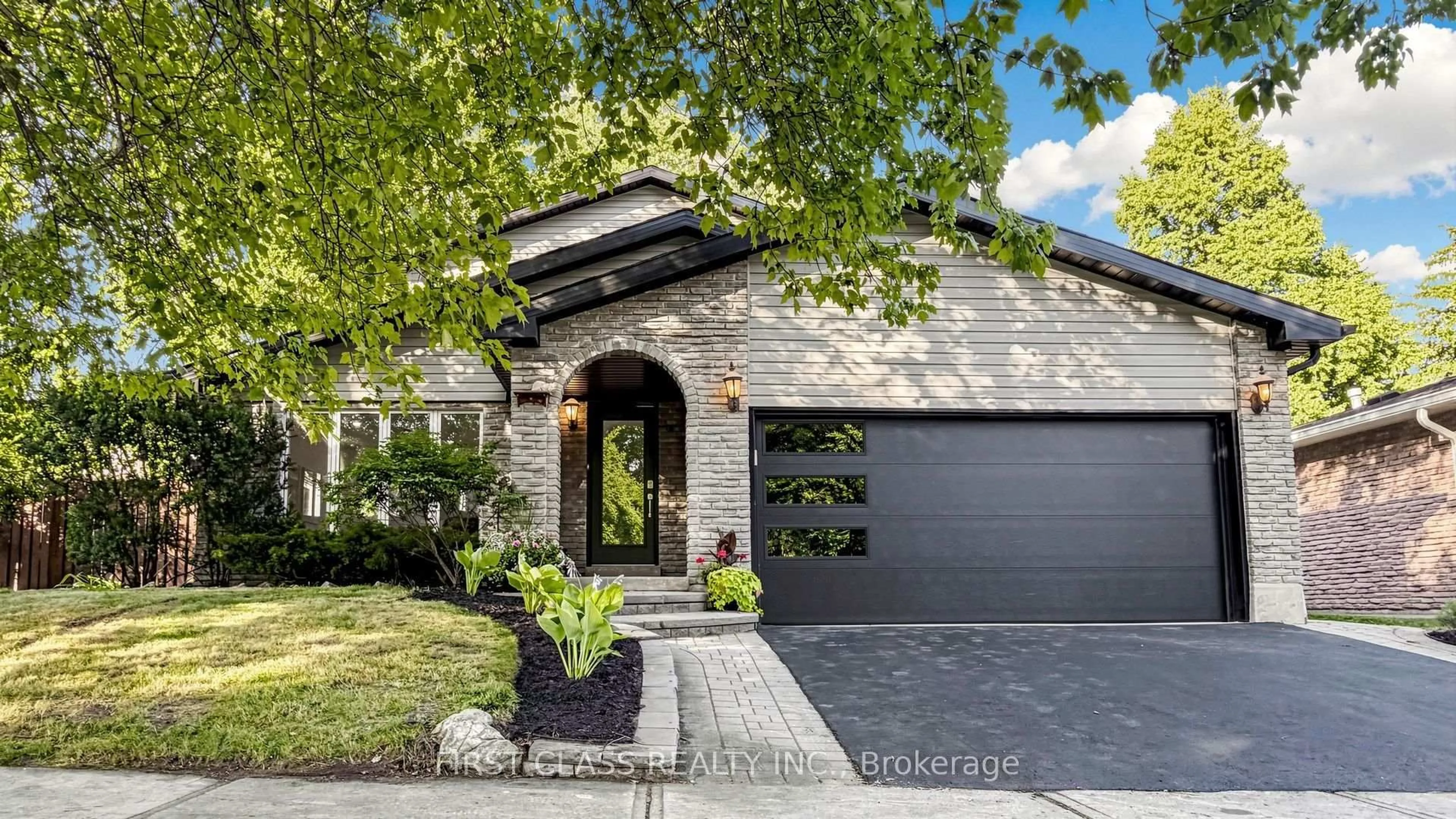 Home with brick exterior material, street for 2337 Devon Rd, Oakville Ontario L6J 5R6
