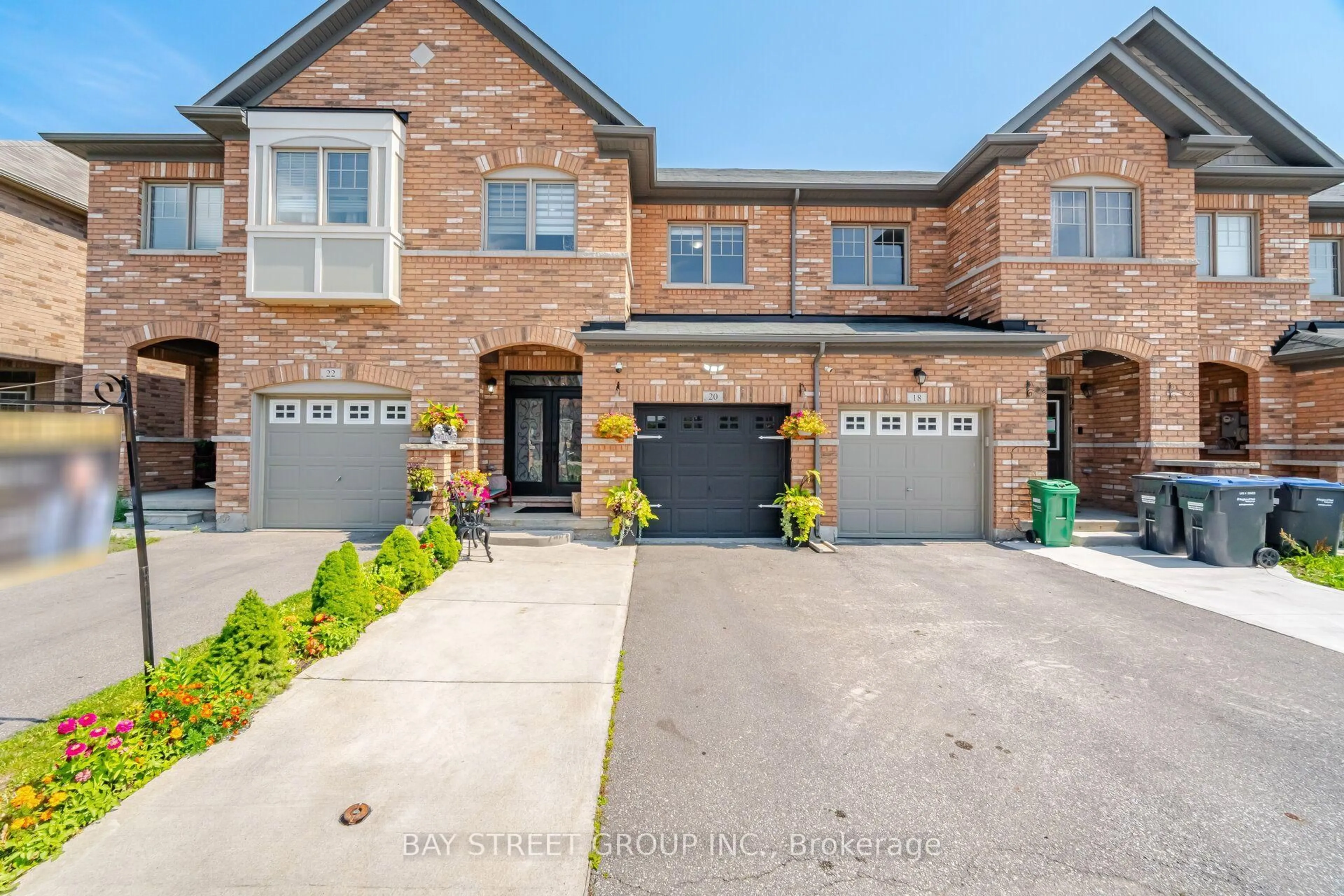 Home with brick exterior material, street for 20 Davenfield Circ, Brampton Ontario L6P 4L9