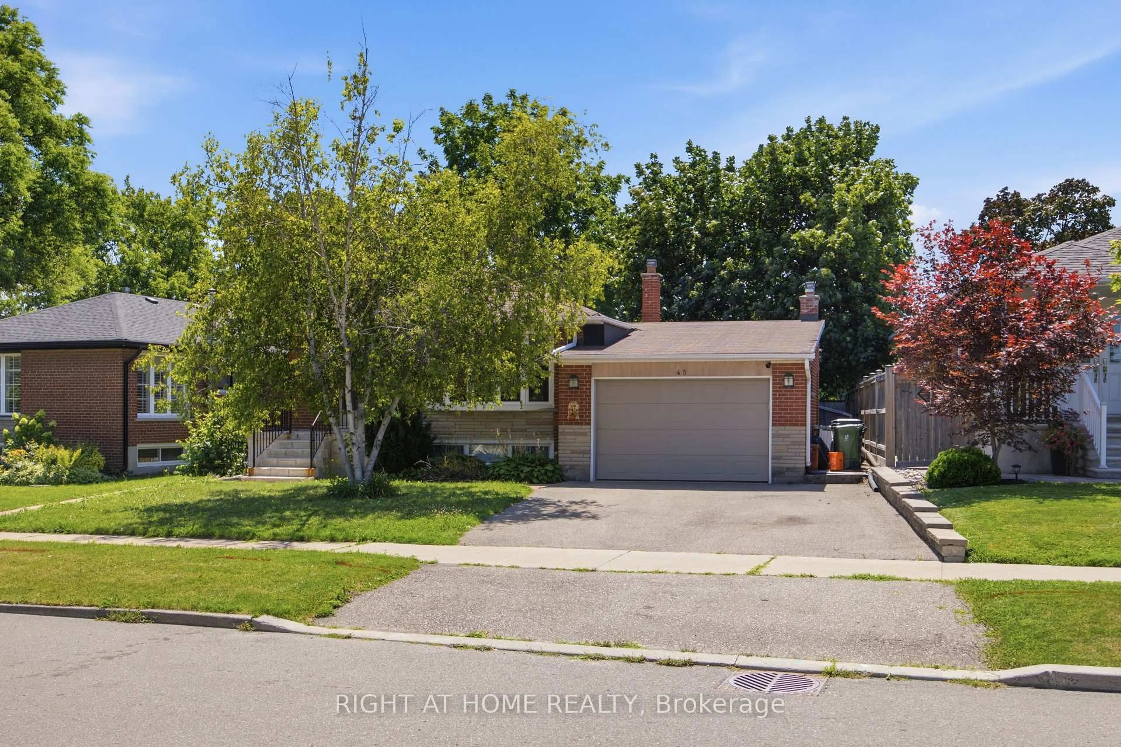 A pic from outside/outdoor area/front of a property/back of a property/a pic from drone, street for 45 Faversham Cres, Toronto Ontario M9C 3X7
