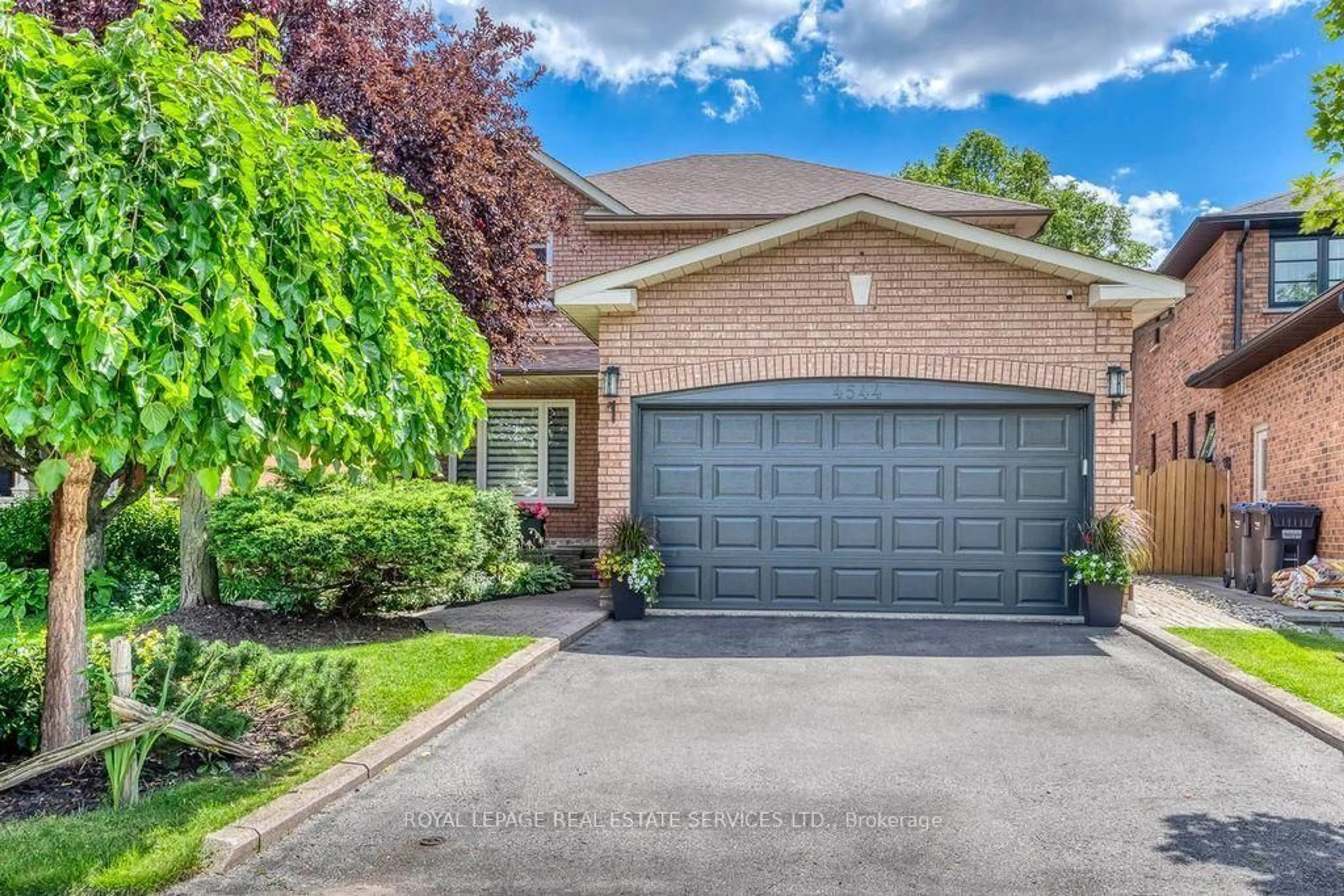 Home with brick exterior material, street for 4544 The Gallops, Mississauga Ontario L5M 3A8