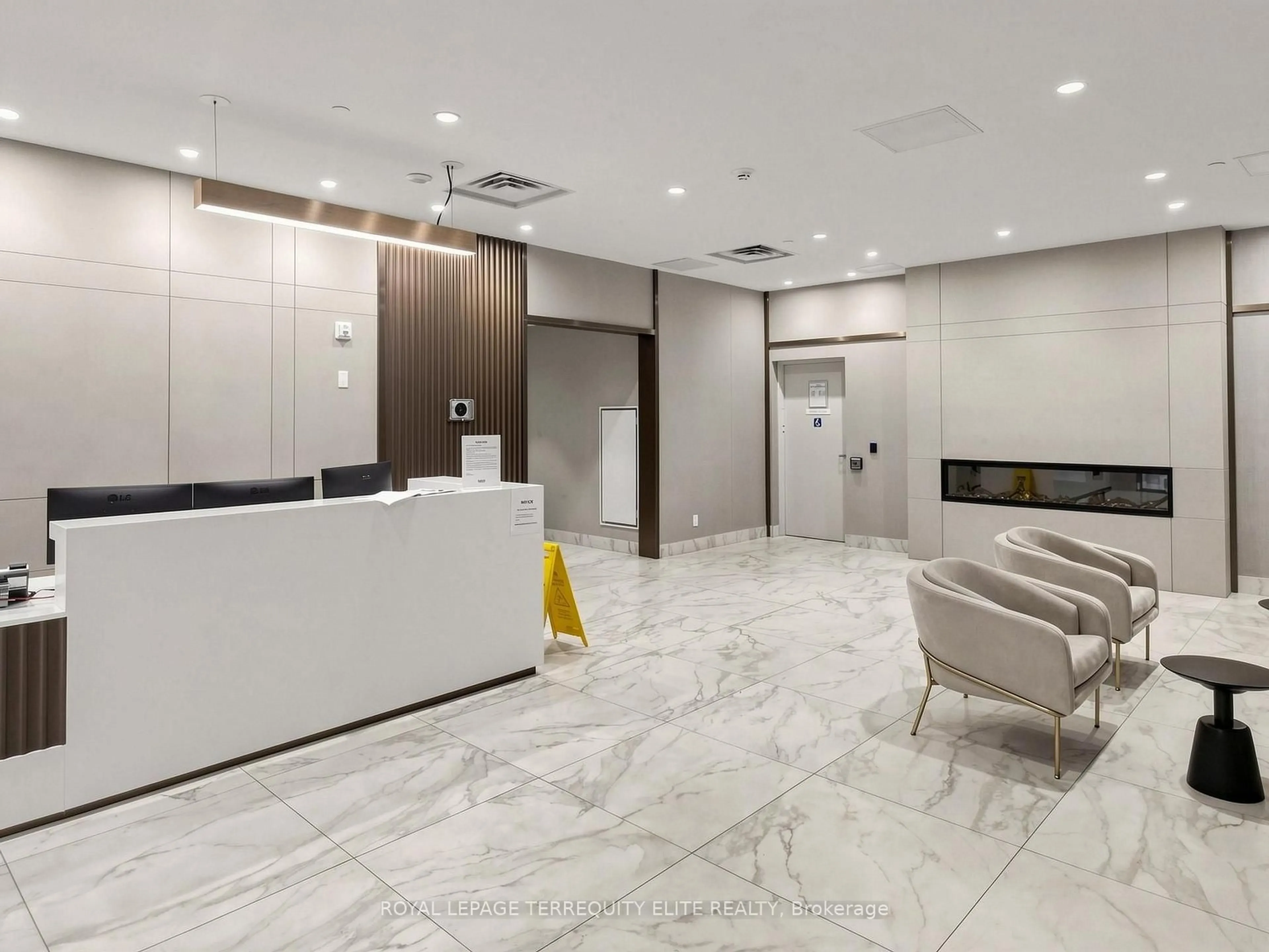 Lobby for 490 Gordon Krantz Ave #209, Milton Ontario L9E 1Z5