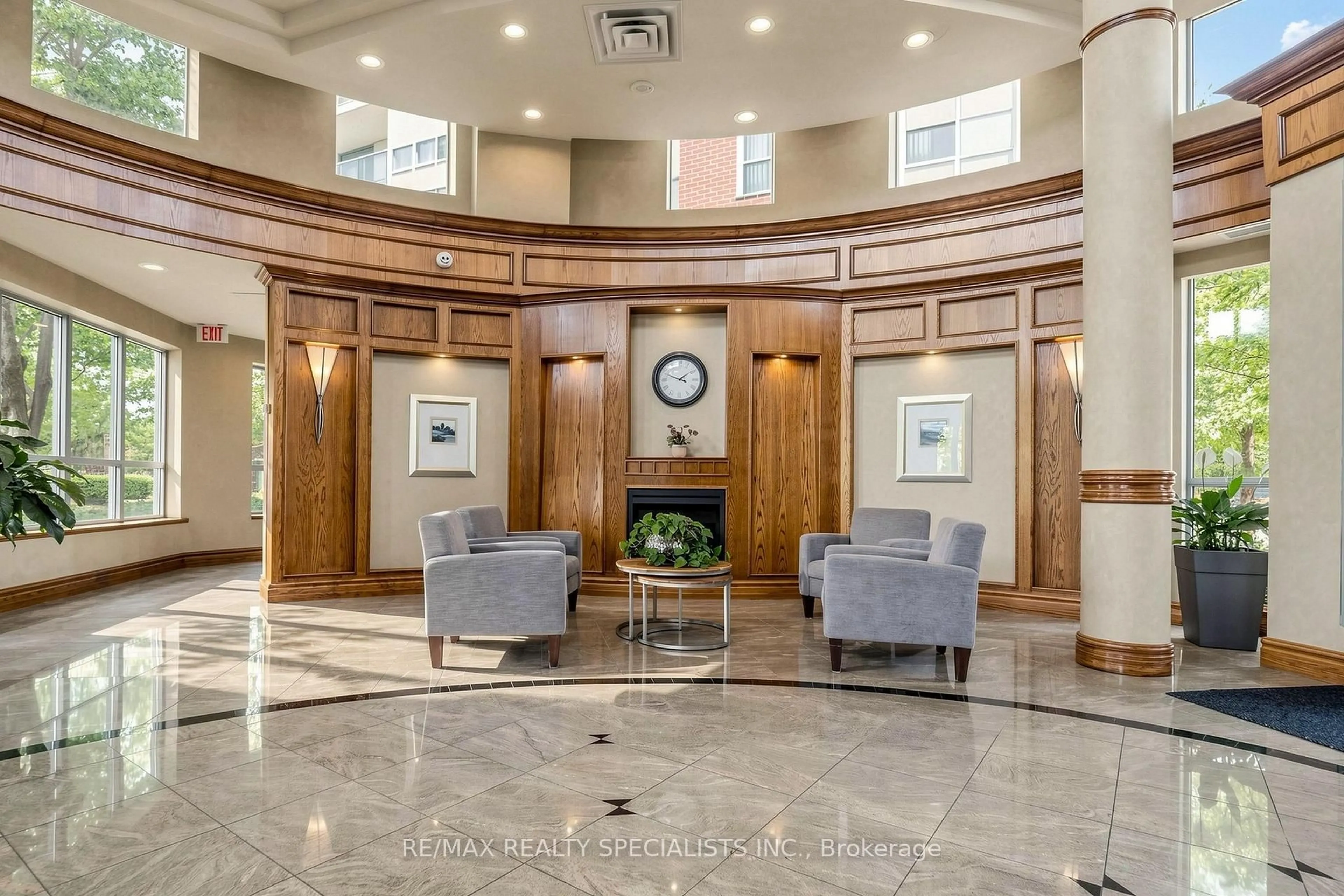 Lobby for 4879 Kimbermount Ave #303, Mississauga Ontario L5M 7R8