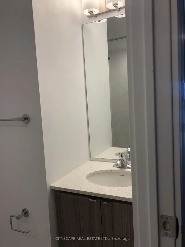 2433 Dufferin St #615, Toronto 3