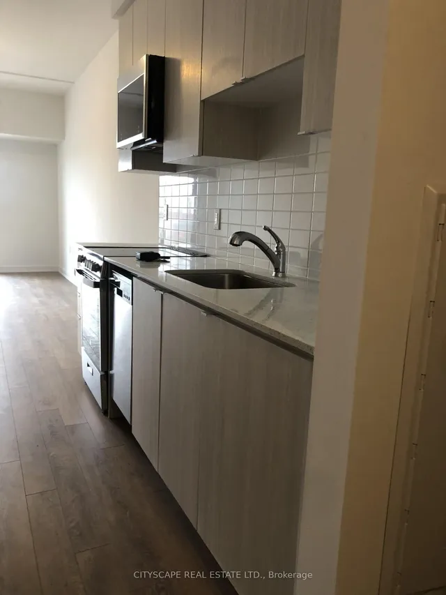 2433 Dufferin St #615, Toronto 5