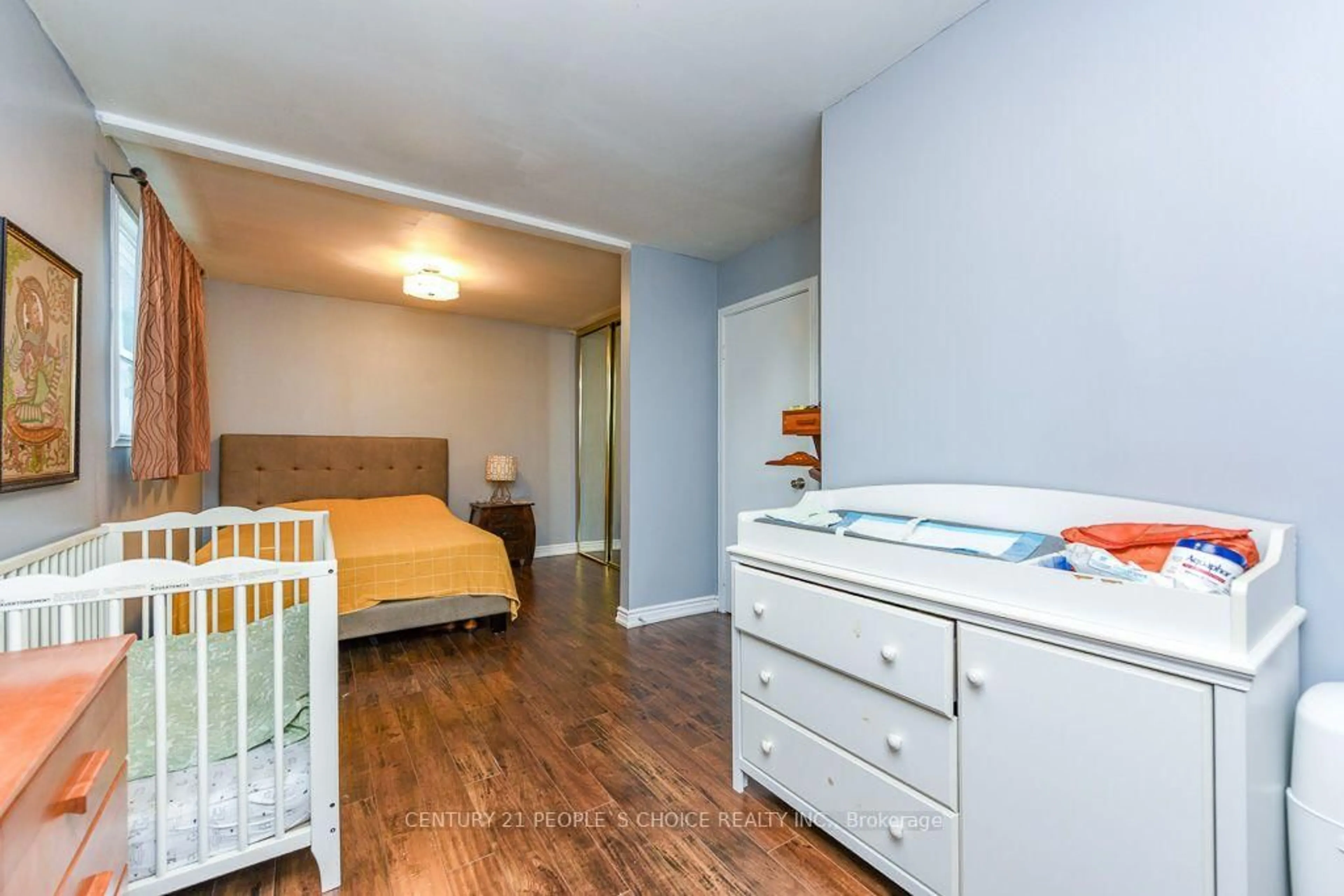 Bedroom with bed, wood/laminate floor for 2506 Bridge Rd, Oakville Ontario L6L 2H2