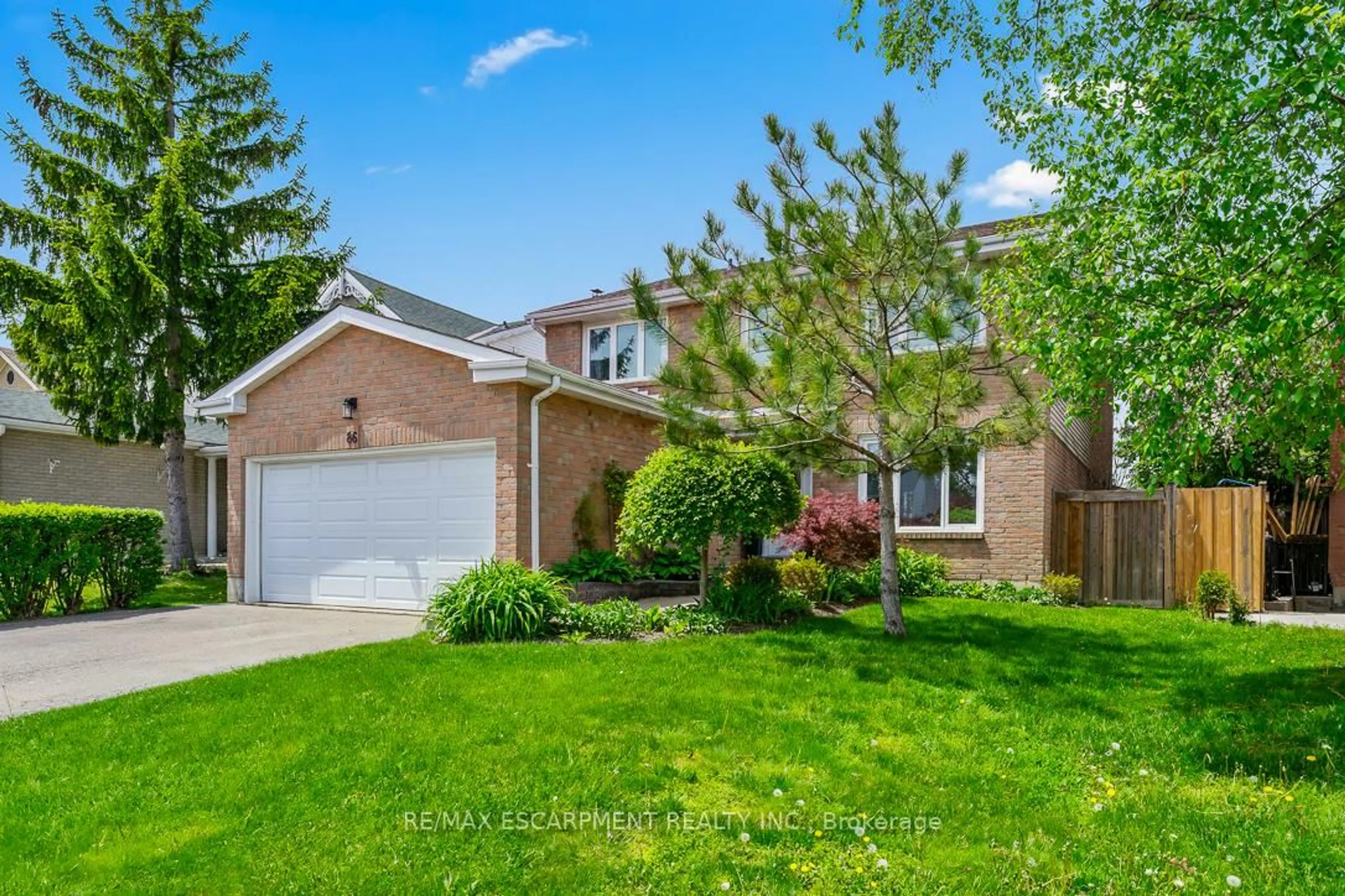 Unknown for 86 Northampton St, Brampton Ontario L6S 3Y7