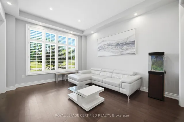 8833 Creditview Rd, Brampton 4