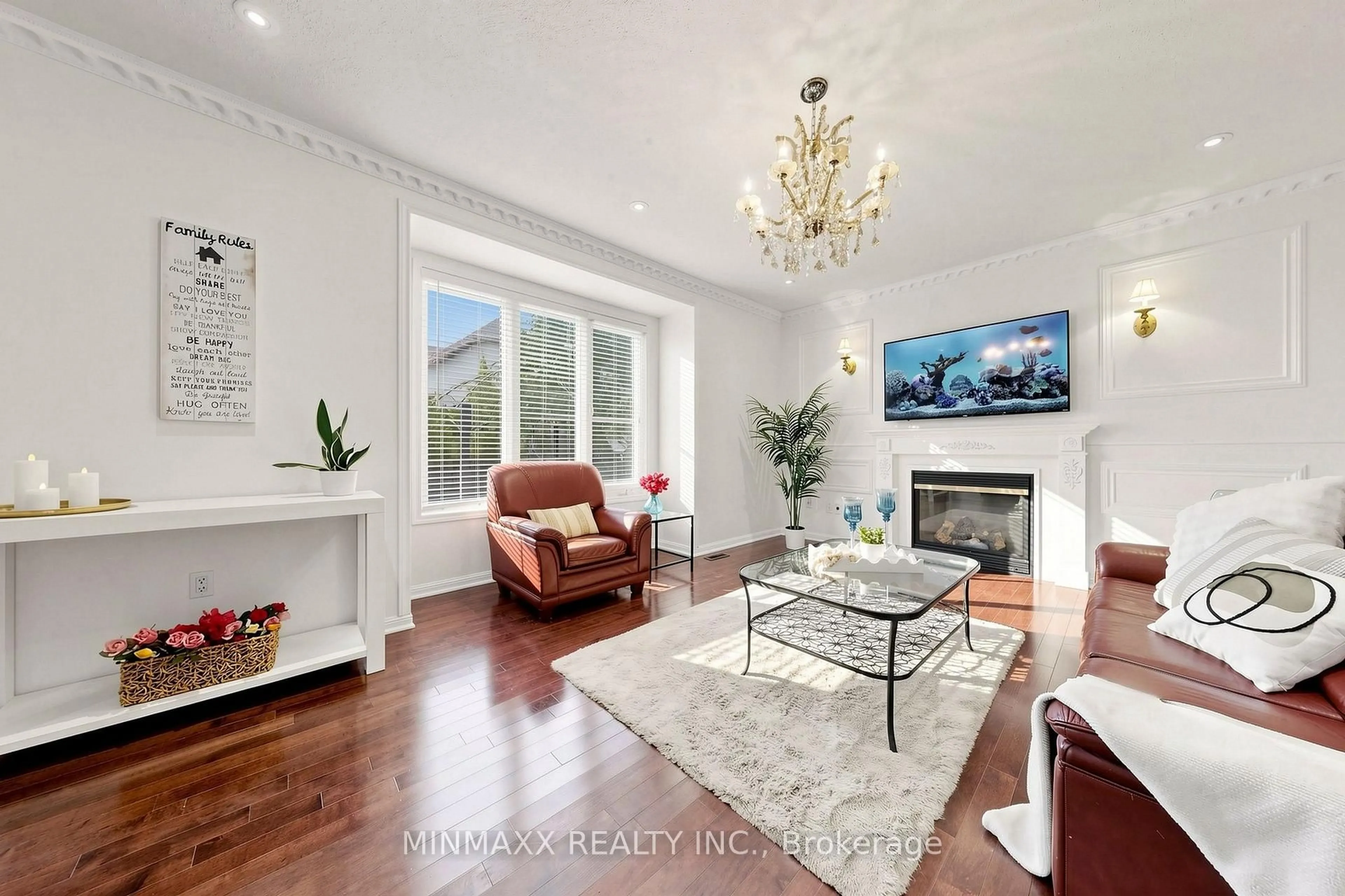Living room with furniture, unknown for 1527 Morse Pl, Milton Ontario L9T 5V5