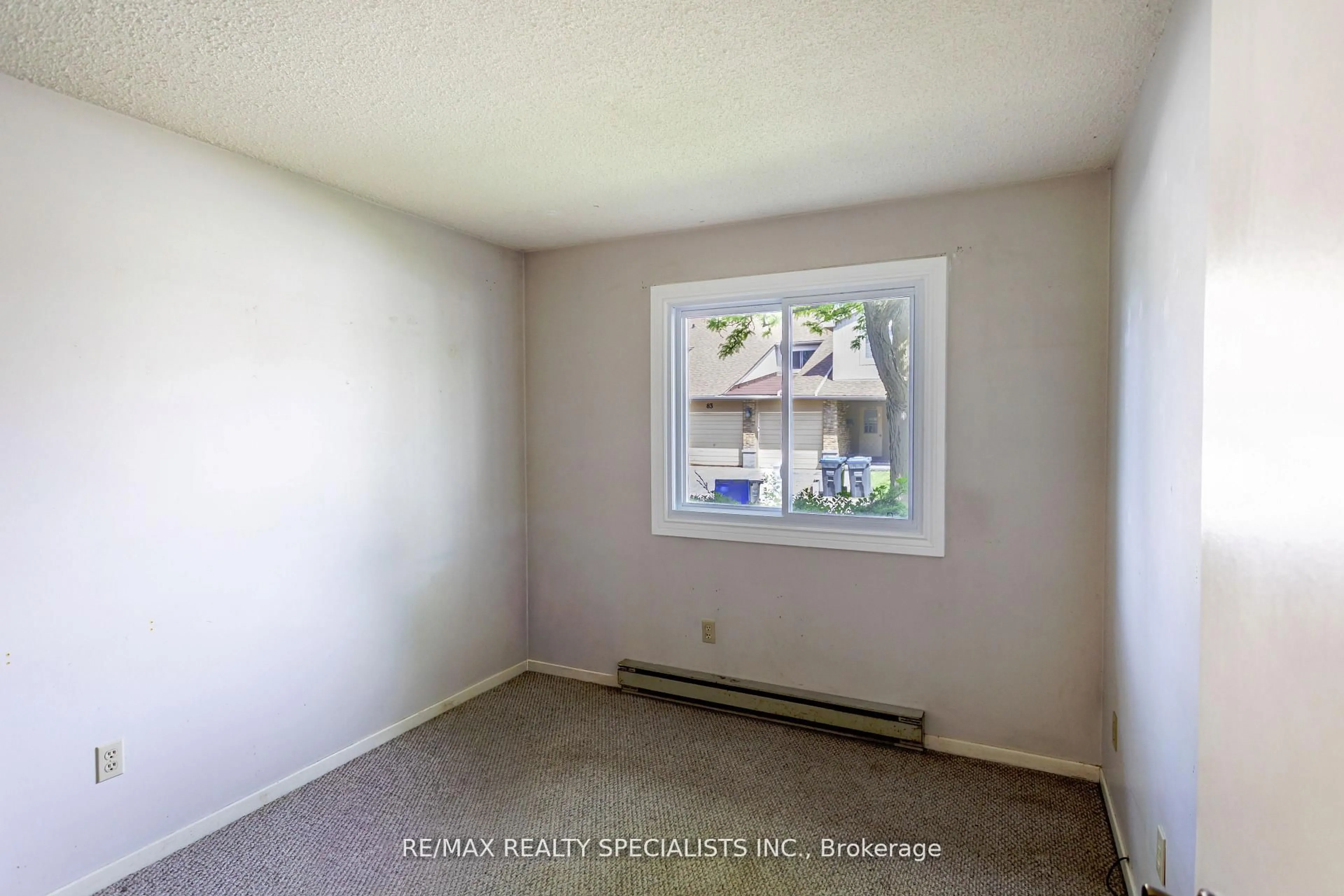 A pic of a room for 6797 Formentera Ave #75, Mississauga Ontario L5N 2L6