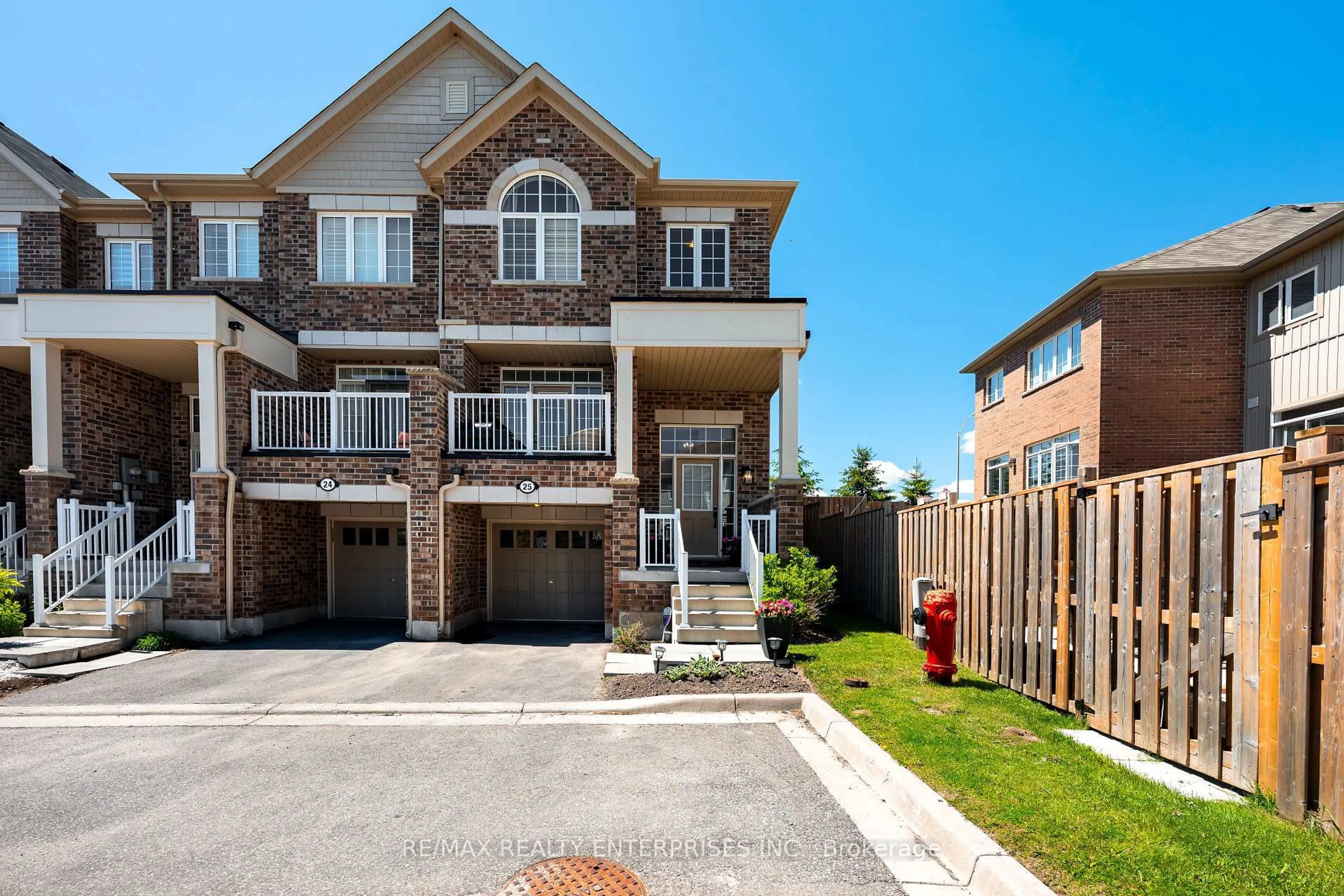 Home with brick exterior material, street for 172 Parkinson Cres #25, Orangeville Ontario L9W 6X3