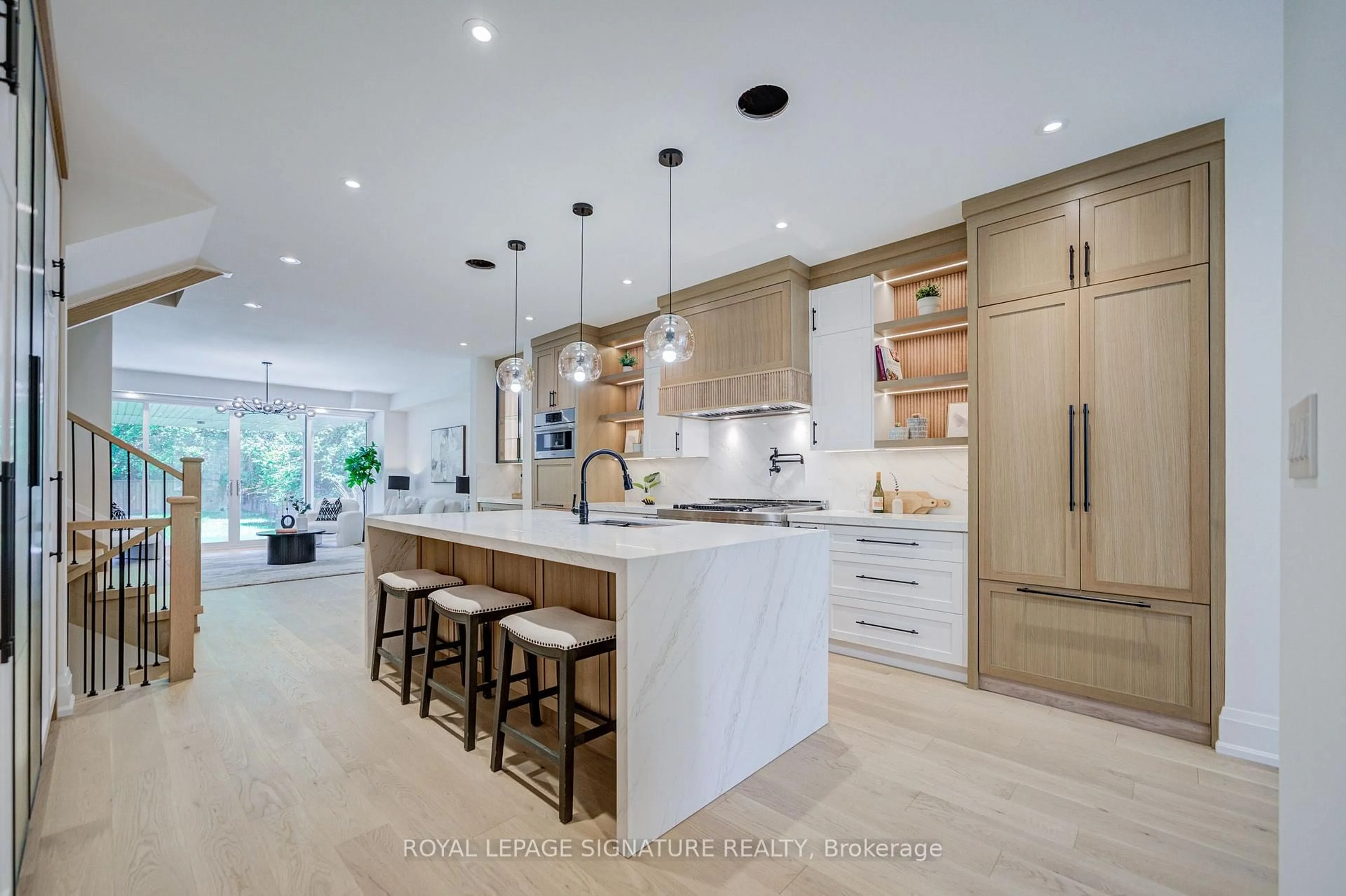 Open concept kitchen, unknown for 971 Filmandale Rd, Burlington Ontario L7T 2Z2