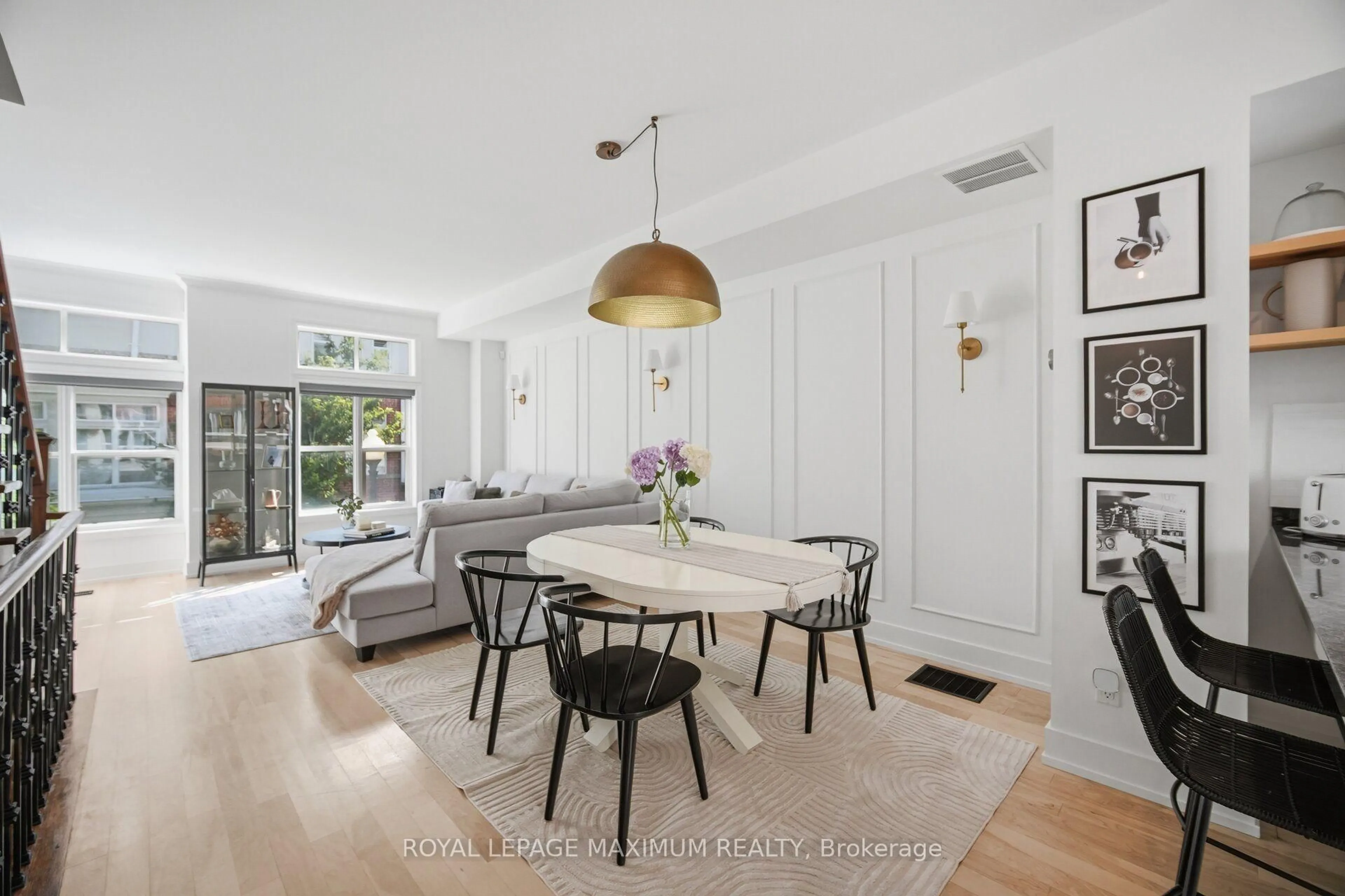 Dining room, unknown for 126 Resurrection Rd, Toronto Ontario M9A 5H1
