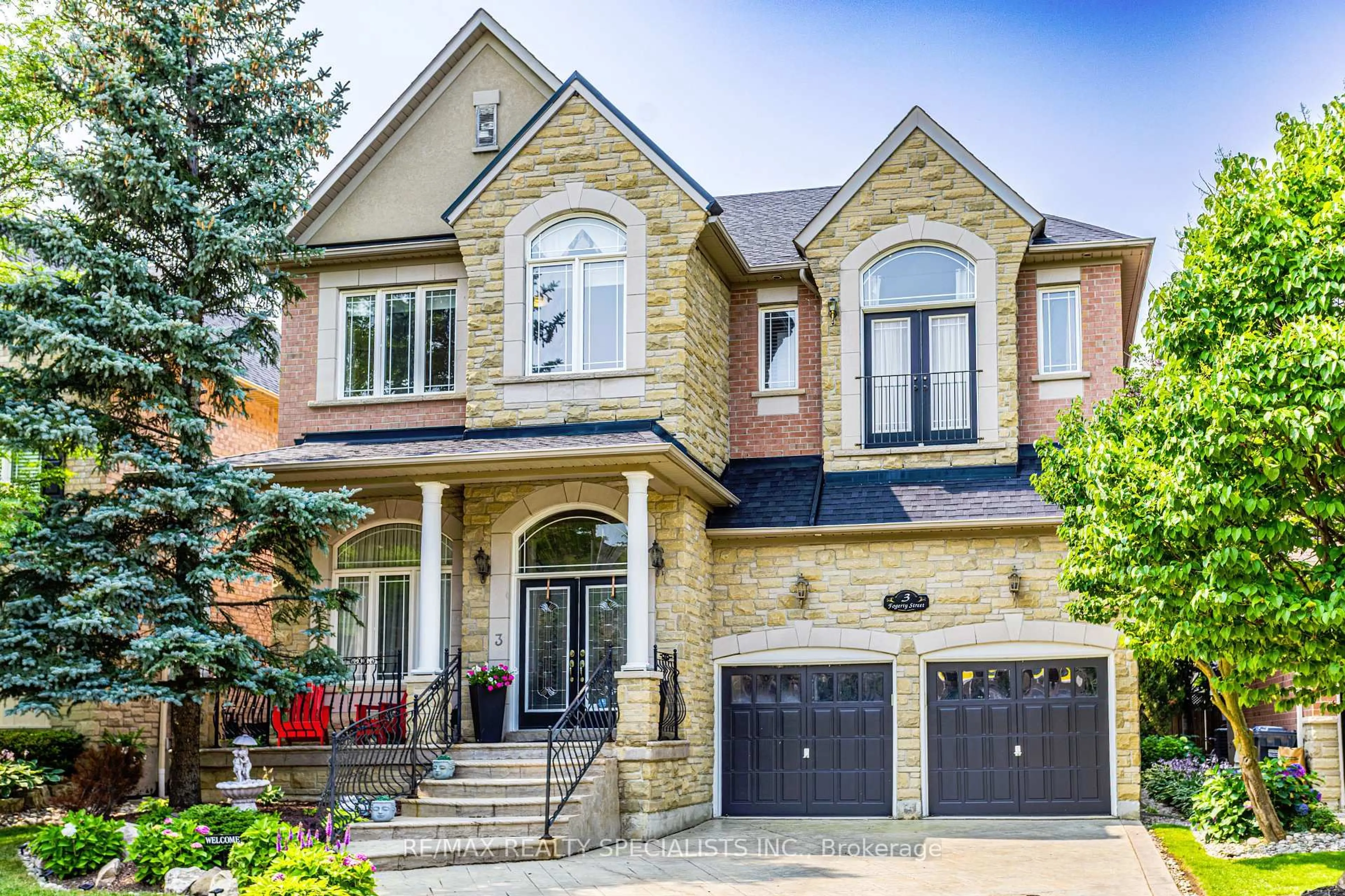 Home with brick exterior material, street for 3 Fogerty St, Brampton Ontario L6Y 5K3