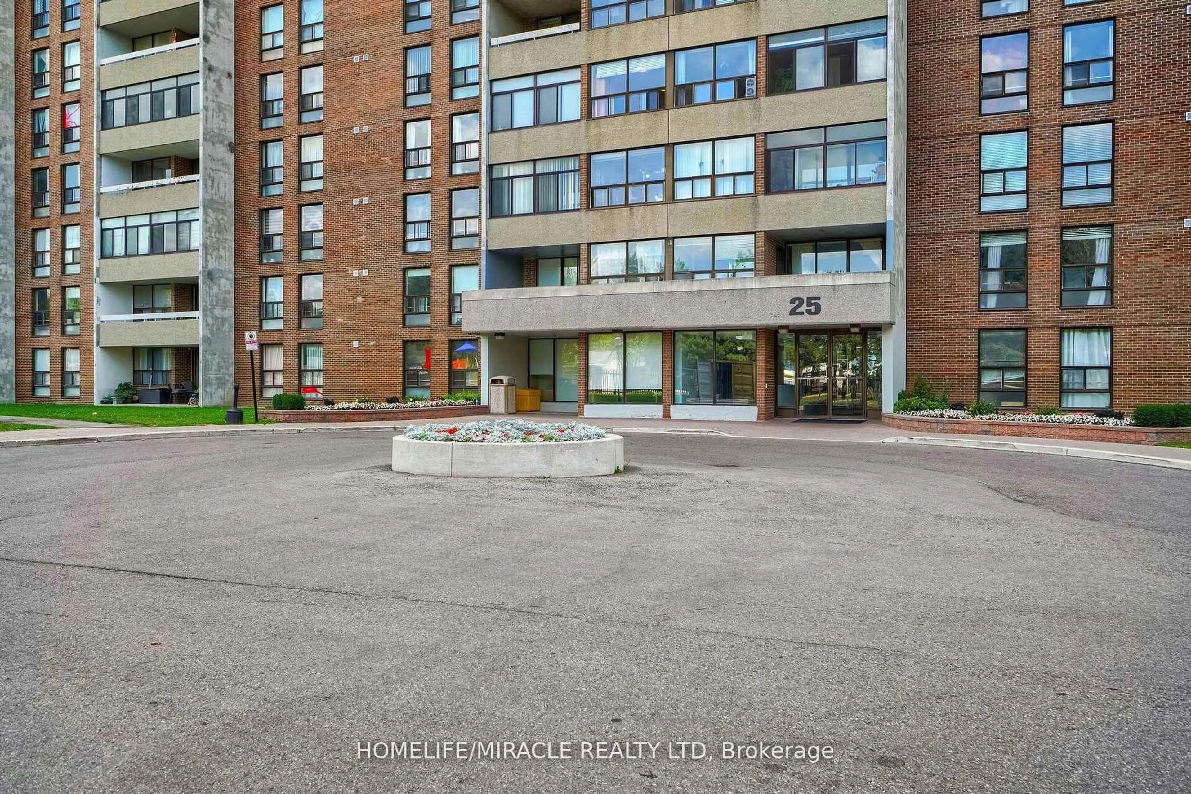 Unknown for 25 Kensington Rd #608, Brampton Ontario L6T 3W8