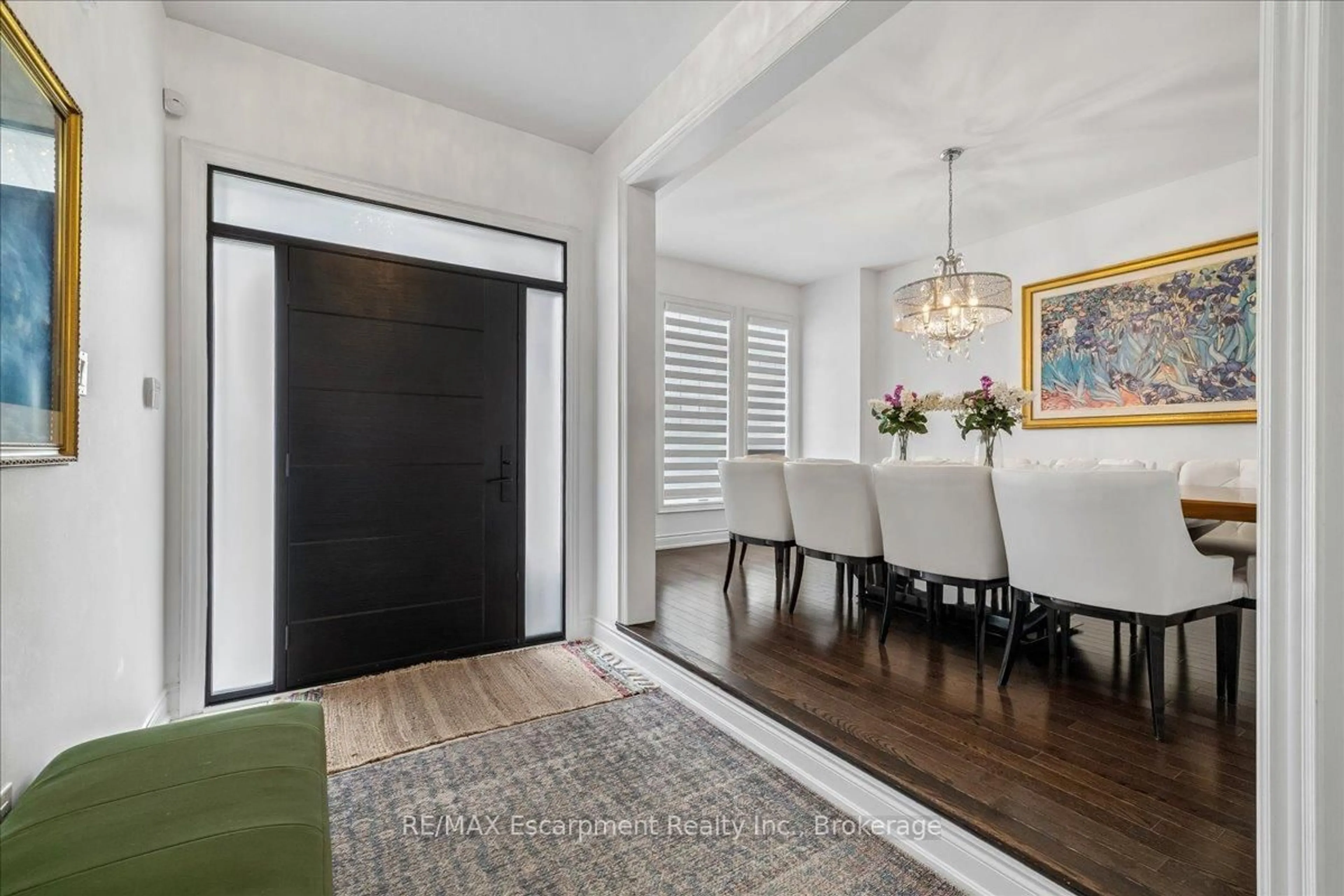 Unknown for 2400 Spring Meadow Way, Oakville Ontario L6M 0R6