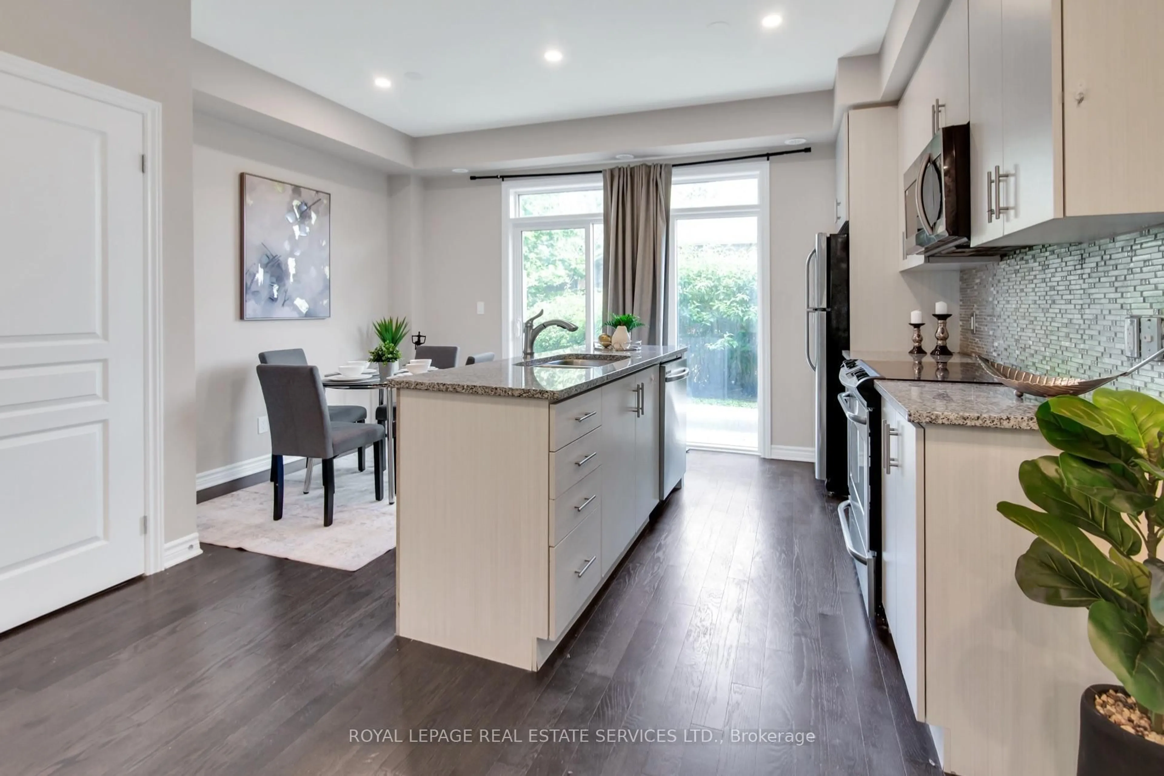 Open concept kitchen, unknown for 636 Evans Ave #47, Toronto Ontario M8W 0A8