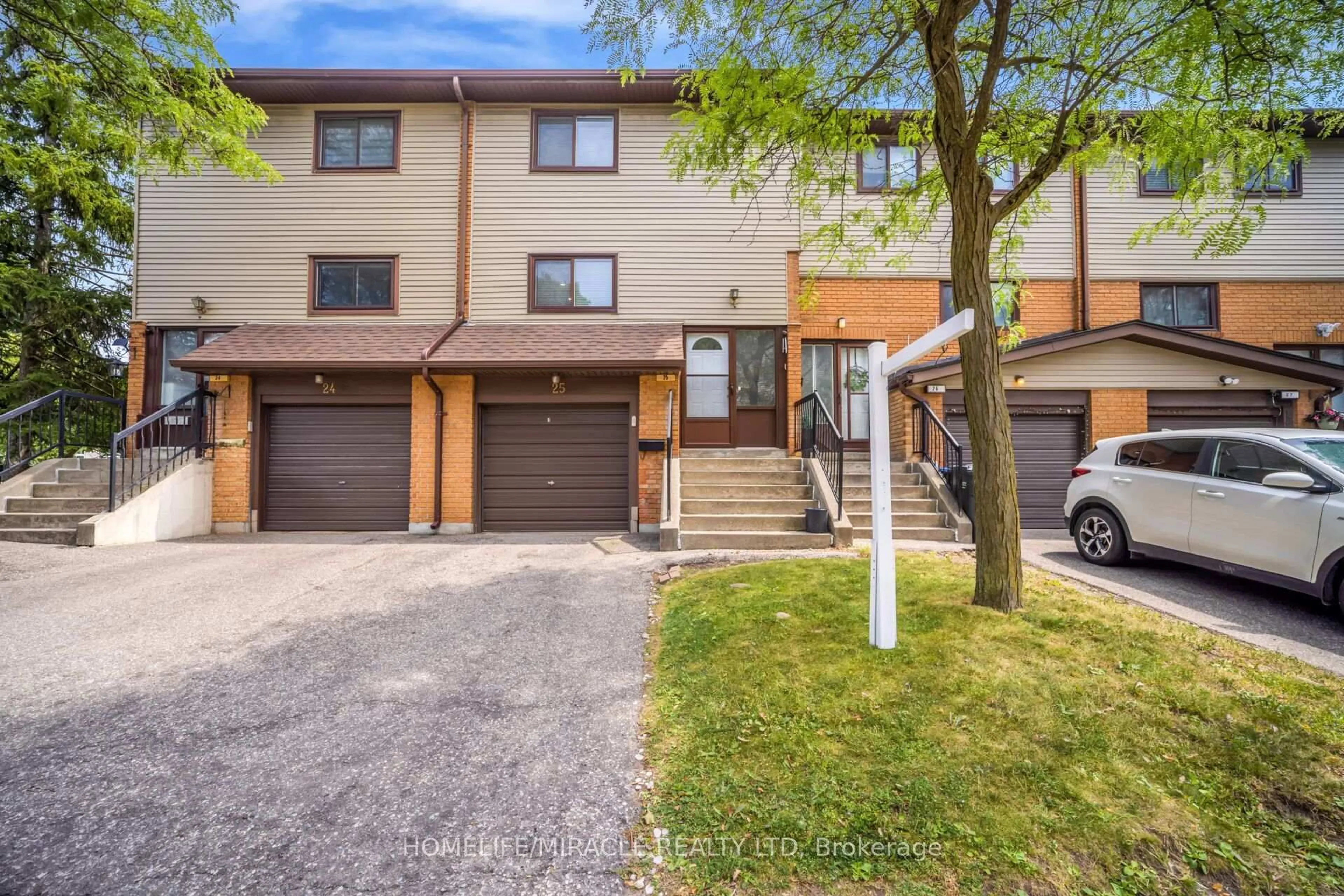 Unknown for 25 Carleton Pl, Brampton Ontario L6T 3Z4