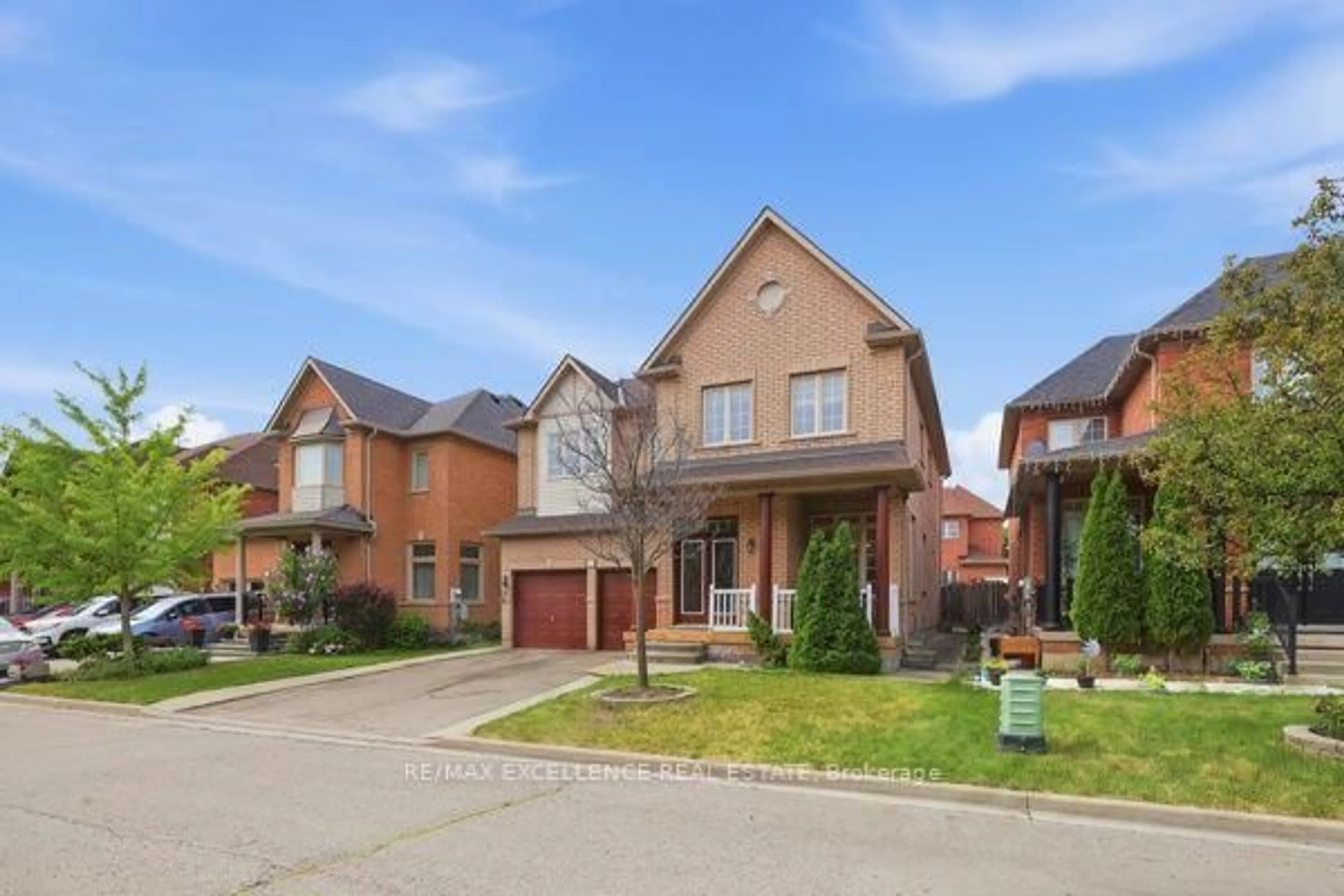 Home with brick exterior material, street for 21 Castle Mountain Dr, Brampton Ontario L6R 2W9