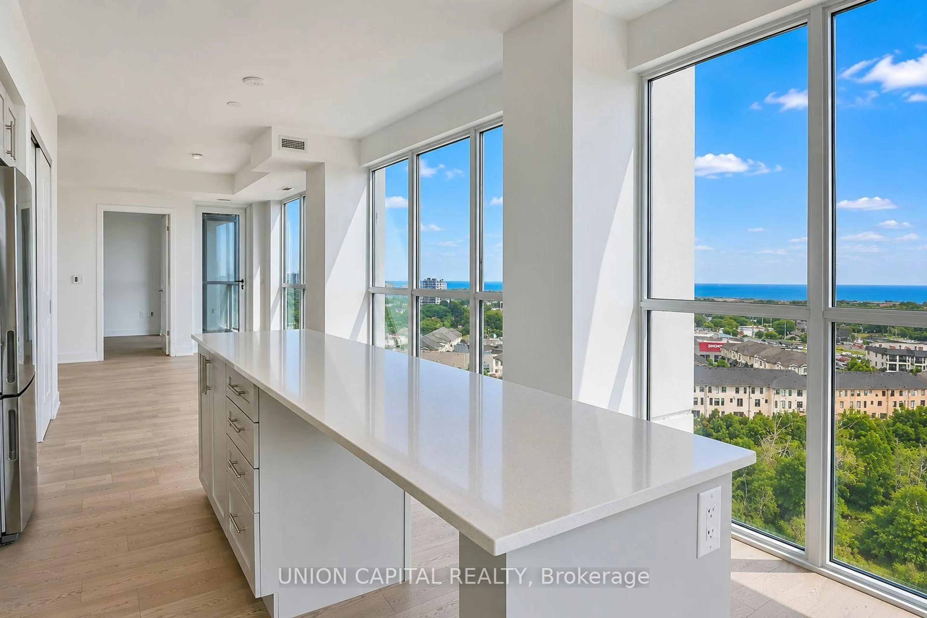 Open concept kitchen, ceramic/tile floor for 1063 Douglas McCurdy Common #1104, Mississauga Ontario L5G 0C5