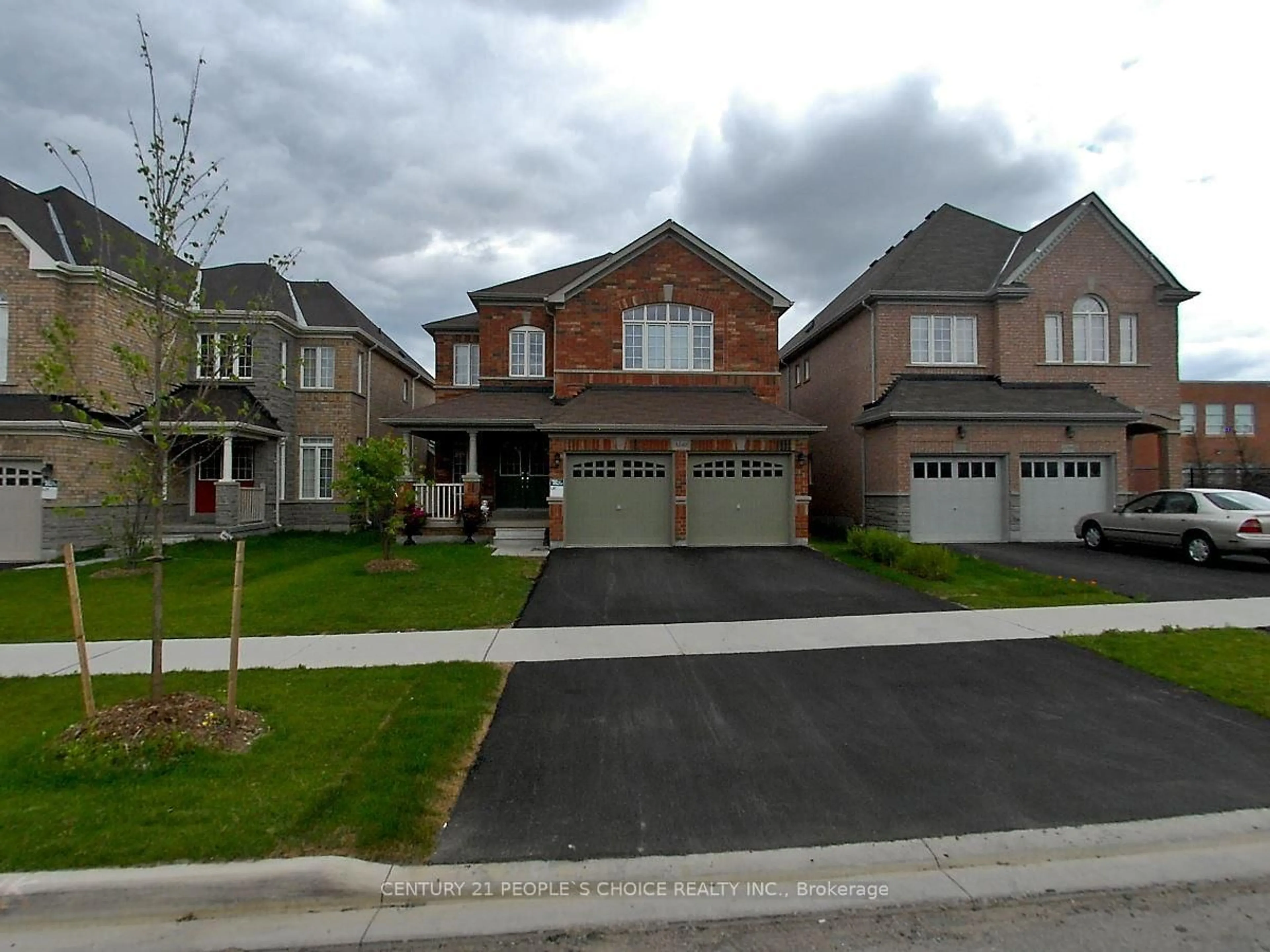 Home with brick exterior material, street for 3240 Tacc Dr, Mississauga Ontario L5M 0H3