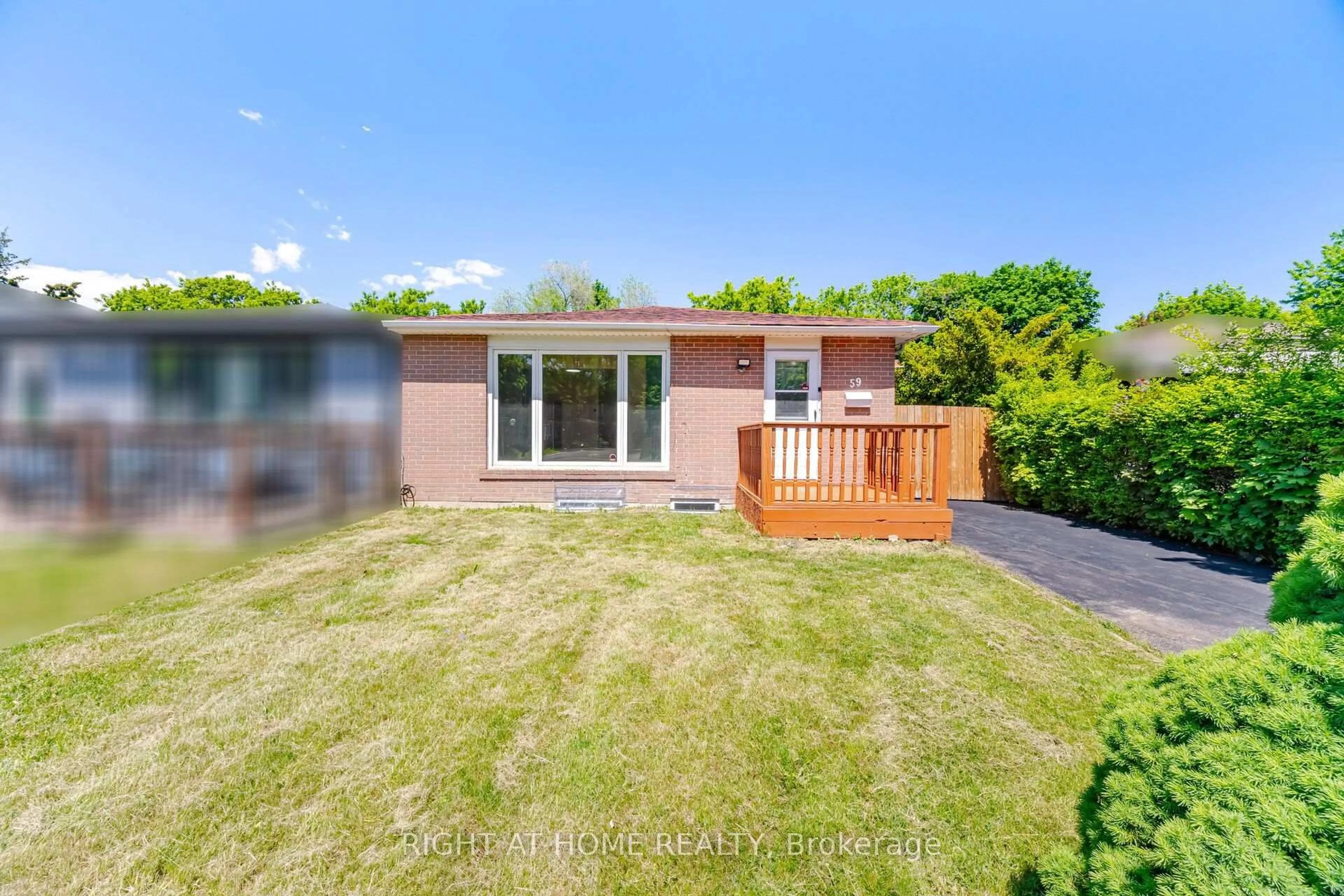 A pic from outside/outdoor area/front of a property/back of a property/a pic from drone, street for 59 Edenborough Dr, Brampton Ontario L6T 3A6
