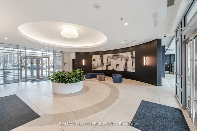 215 Queen St #2009, Brampton 4
