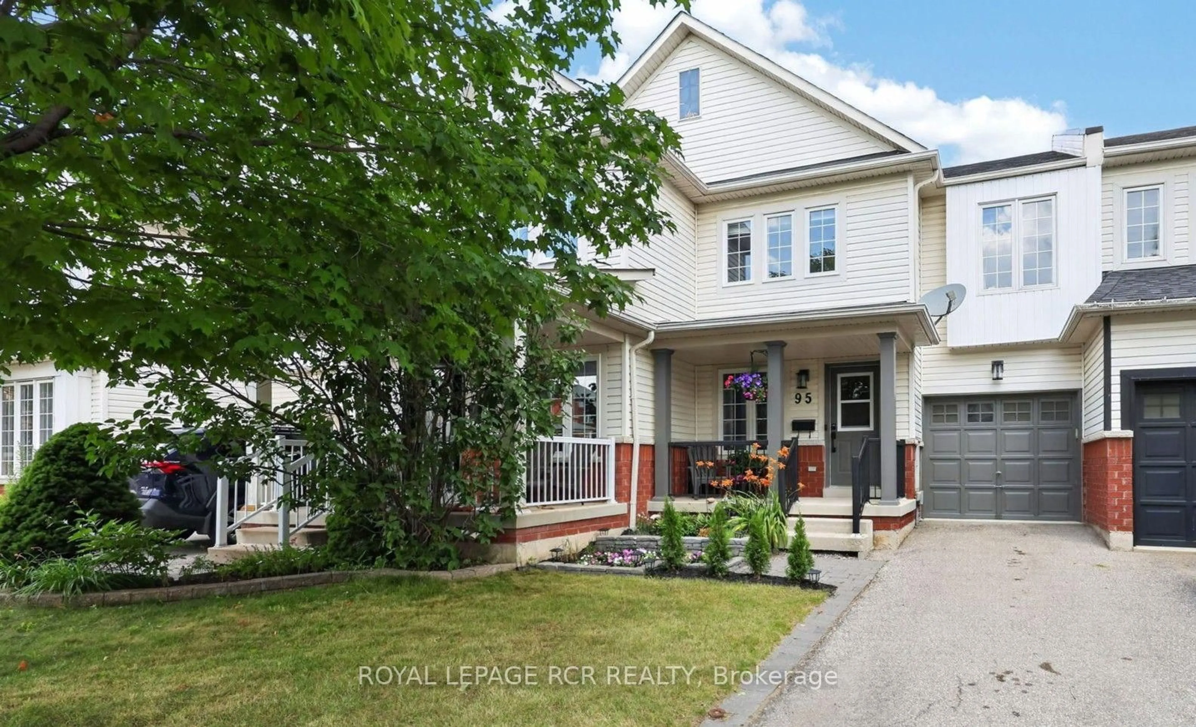 Home with brick exterior material, street for 95 Waters Blvd, Milton Ontario L9T 6K4