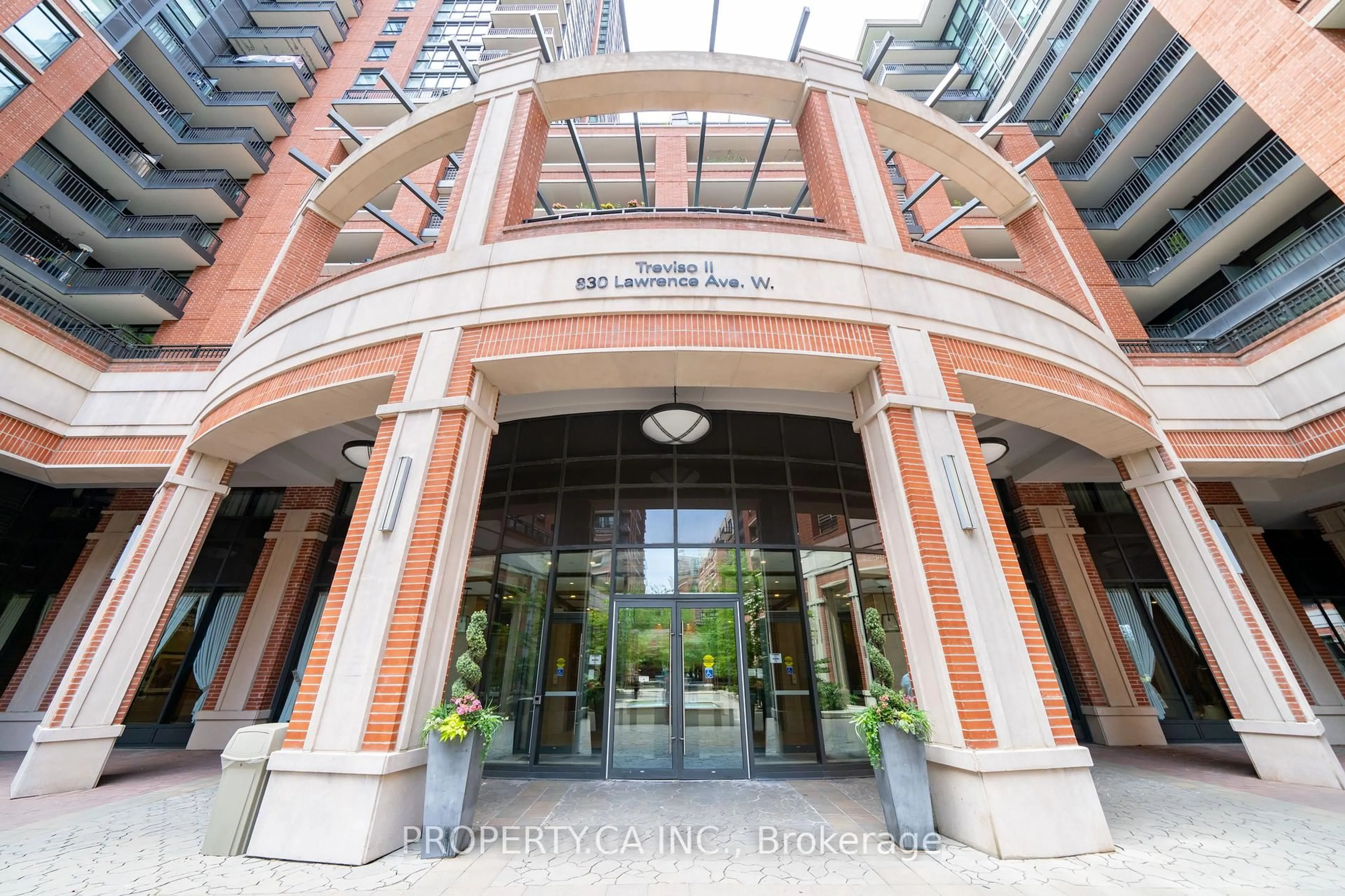 Indoor foyer for 830 Lawrence Ave #1201, Toronto Ontario M6A 0A2