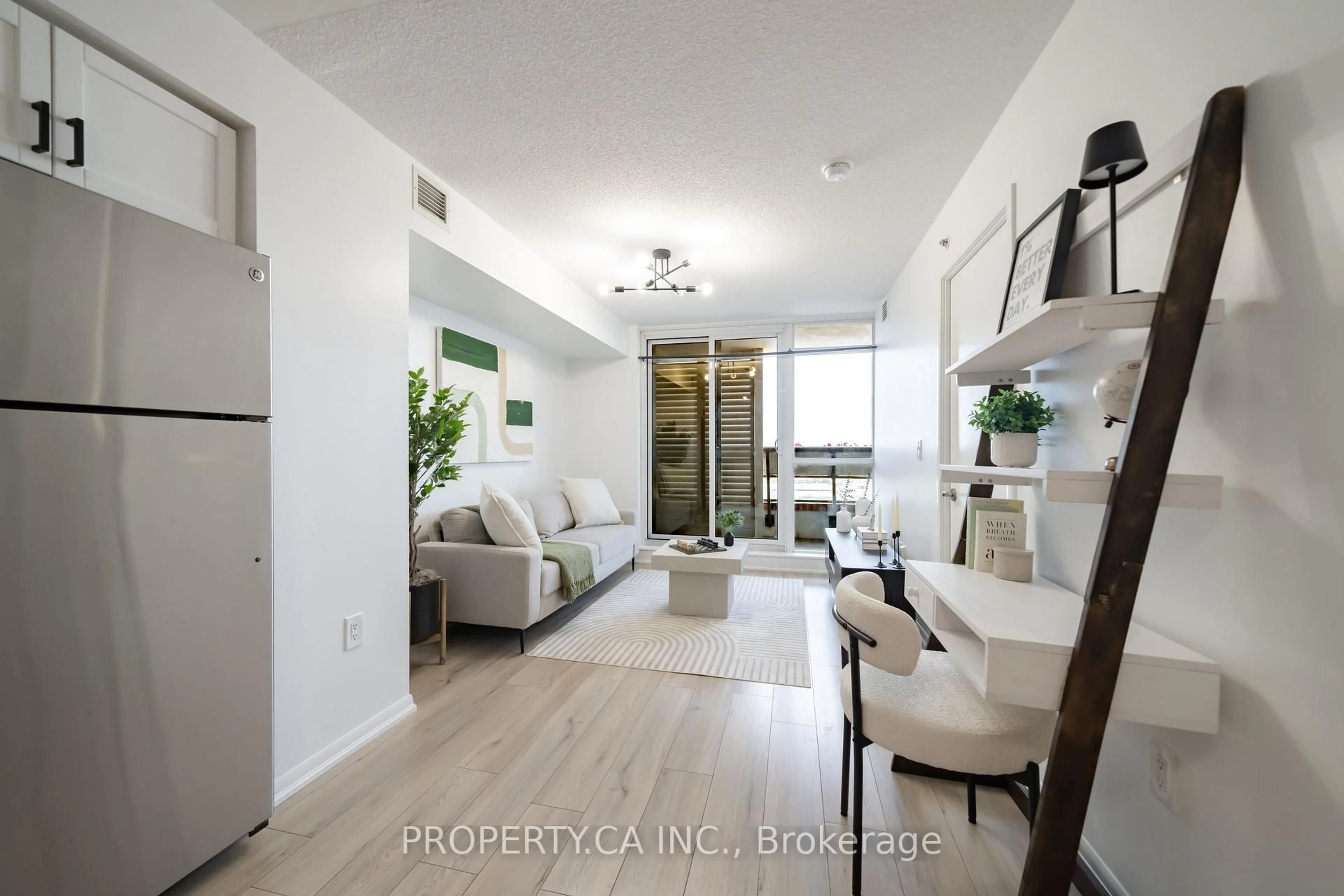 Indoor entryway for 830 Lawrence Ave #1201, Toronto Ontario M6A 0A2