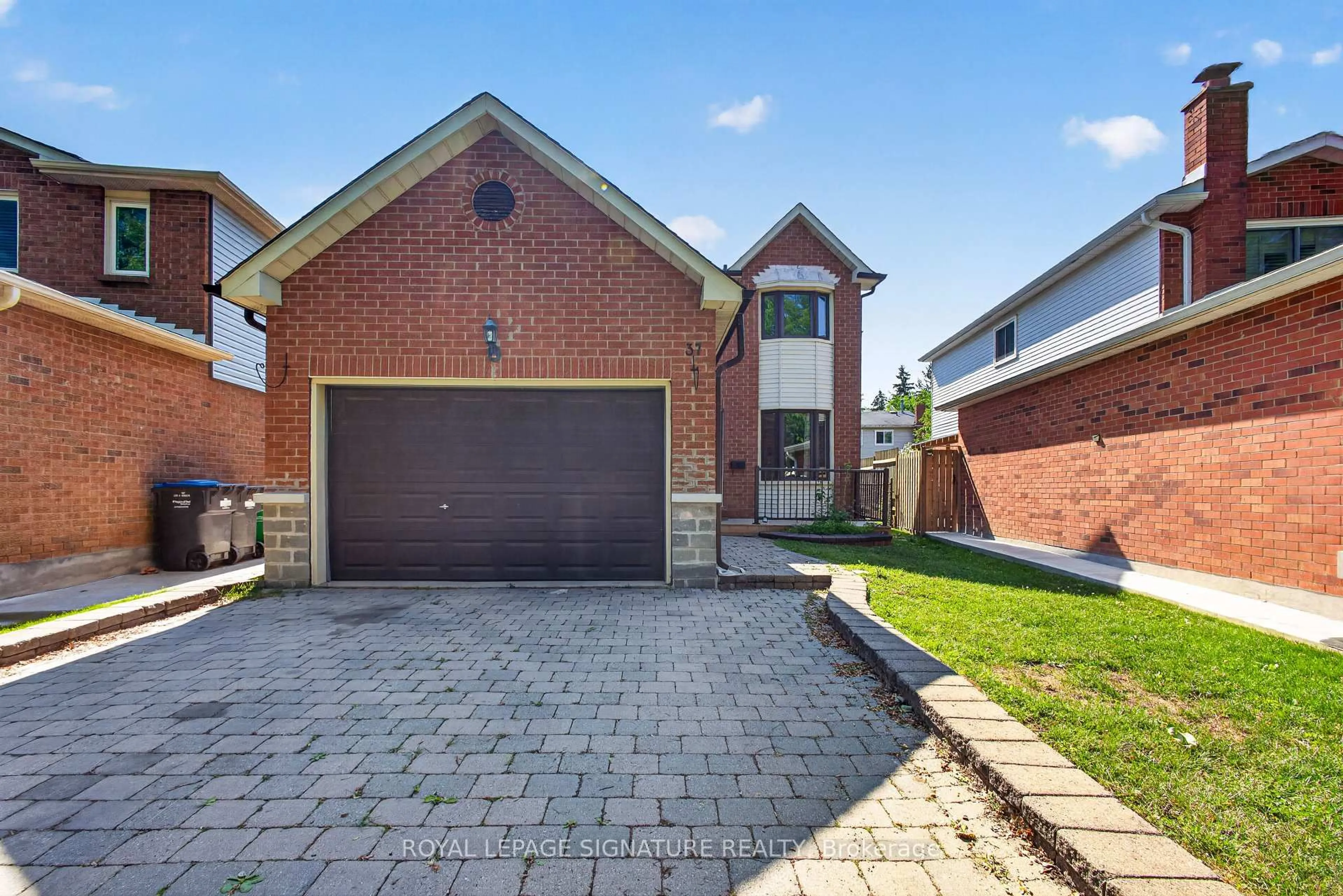 Home with brick exterior material, street for 37 Oleander Cres, Brampton Ontario L6Z 2C1
