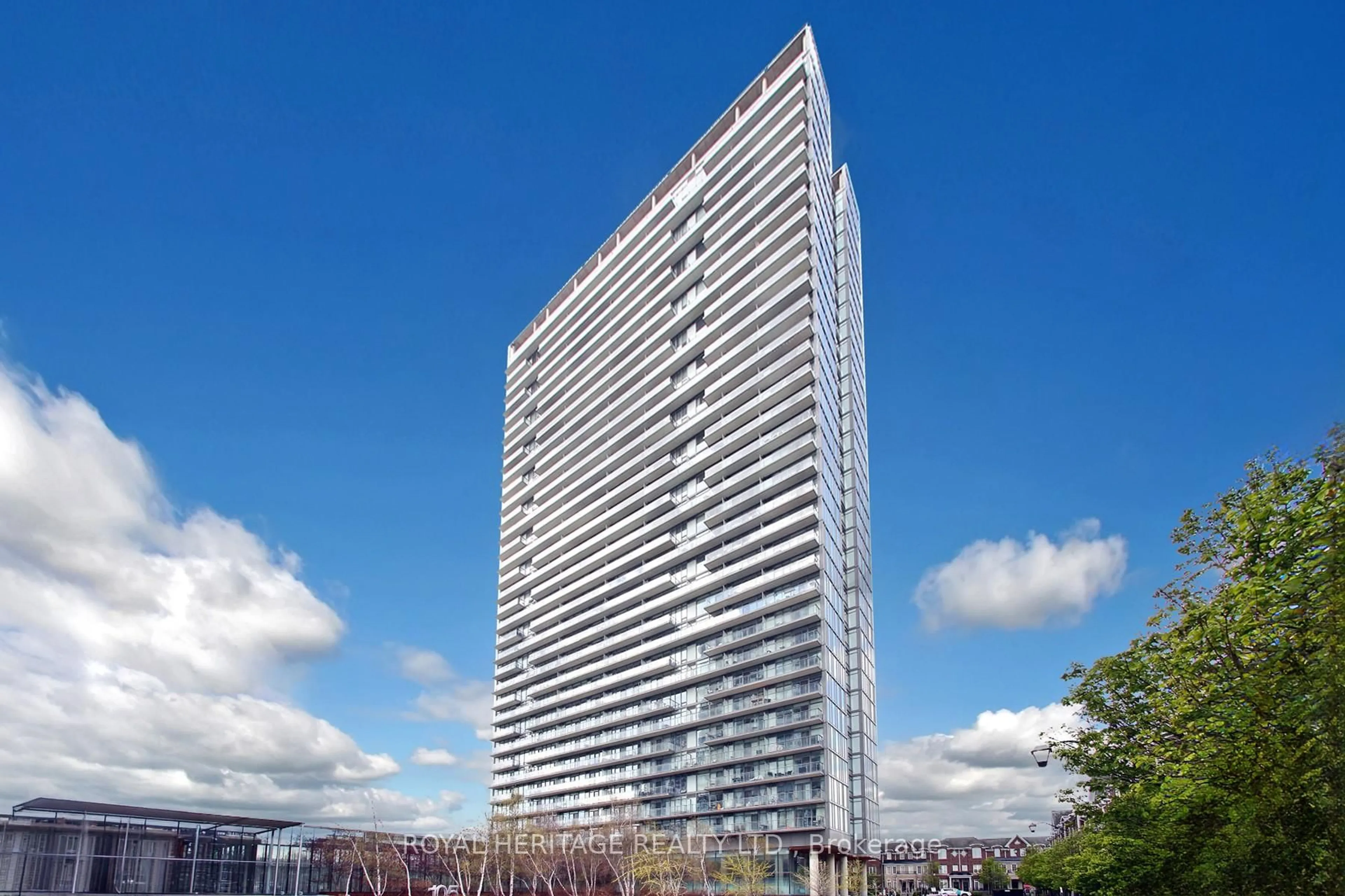 Indoor foyer for 105 Queensway Ave #1216, Toronto Ontario M6S 5B5