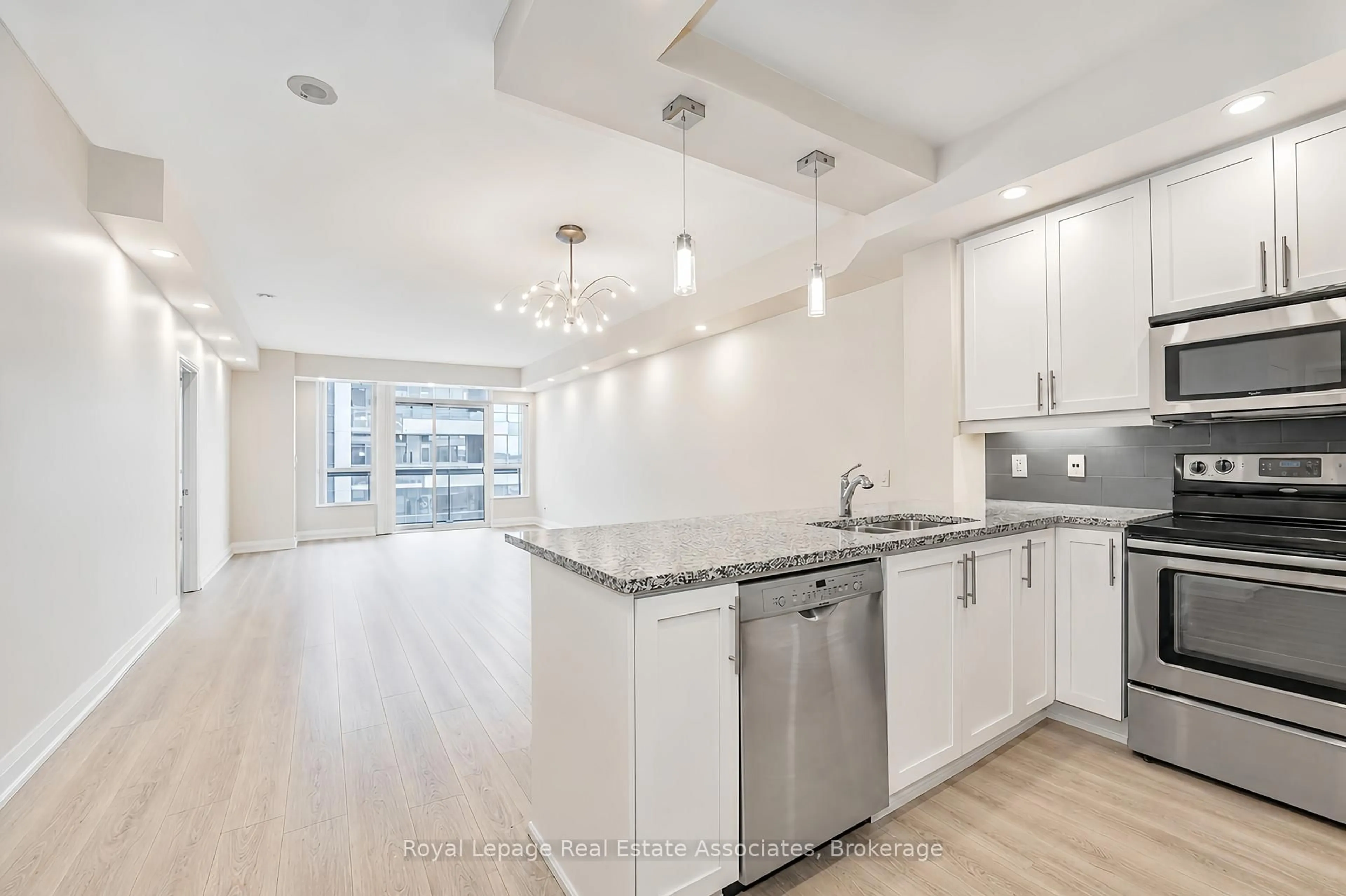 Open concept kitchen, unknown for 1 Hurontario St #308, Mississauga Ontario L5G 0A3