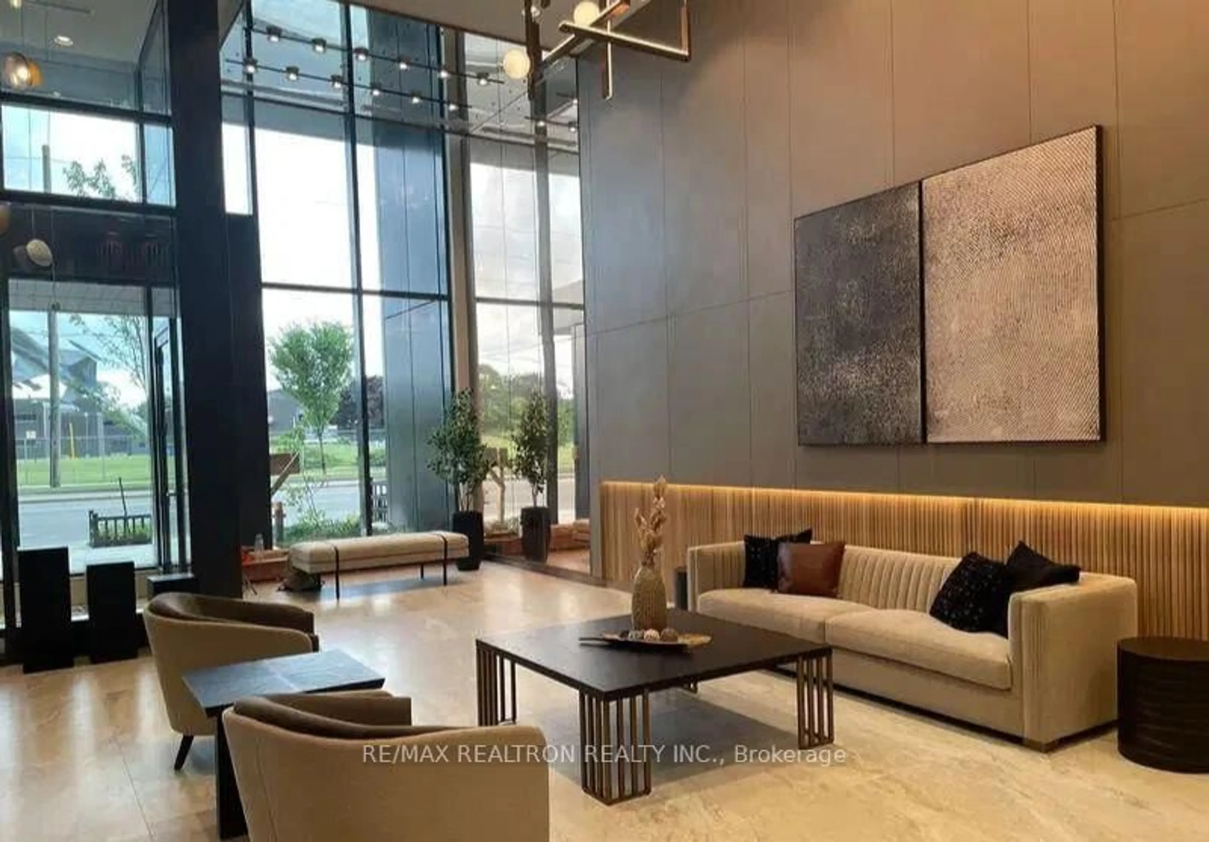 Lobby for 1100 Sheppard Ave #1033, Toronto Ontario M3K 0E4