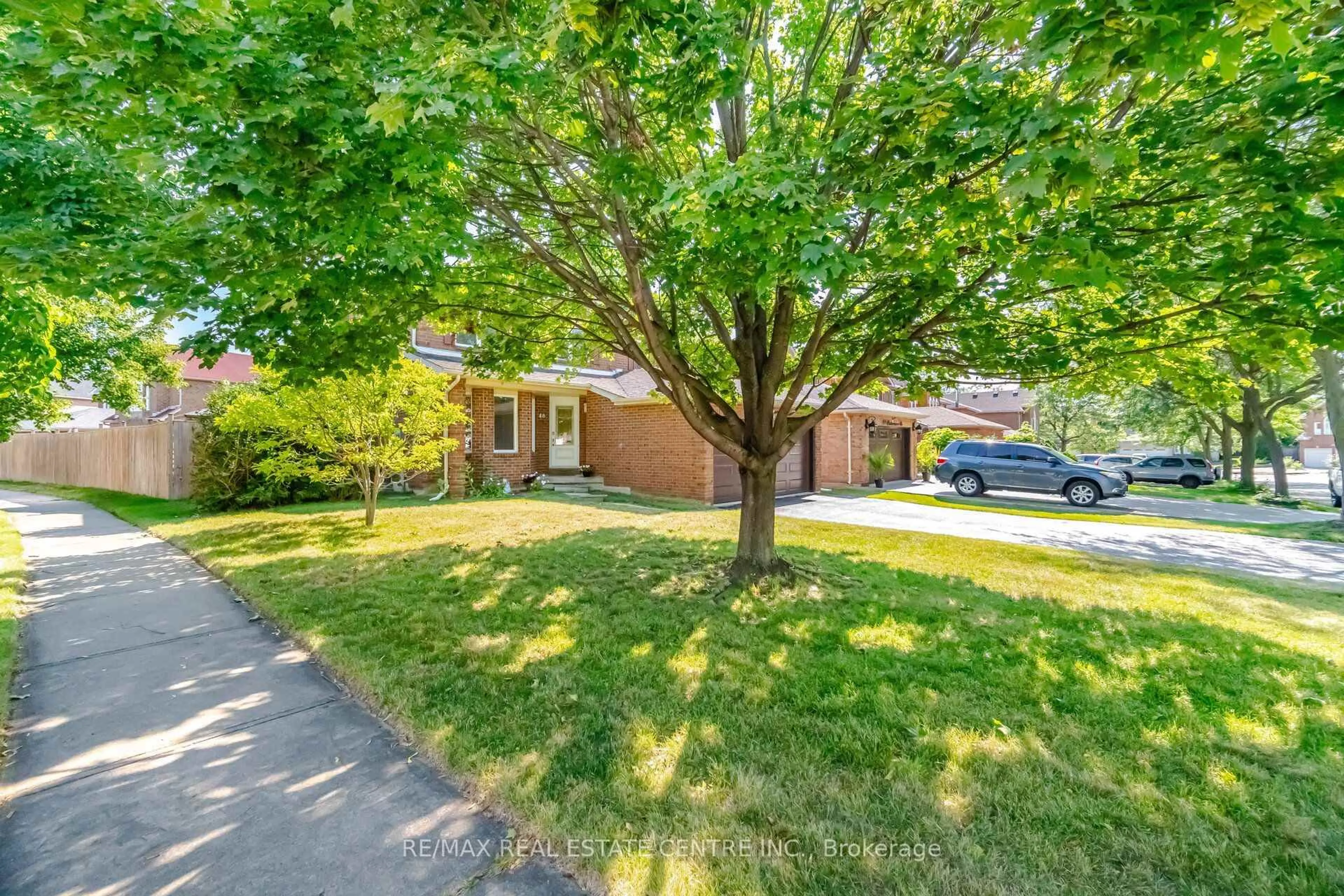 Unknown for 46 Butlermere Dr, Brampton Ontario L6Y 4R9