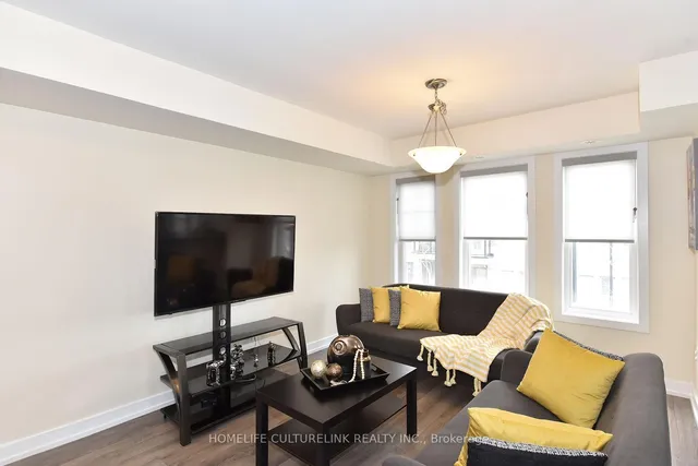 100 Parrotta Dr #89, Toronto 4