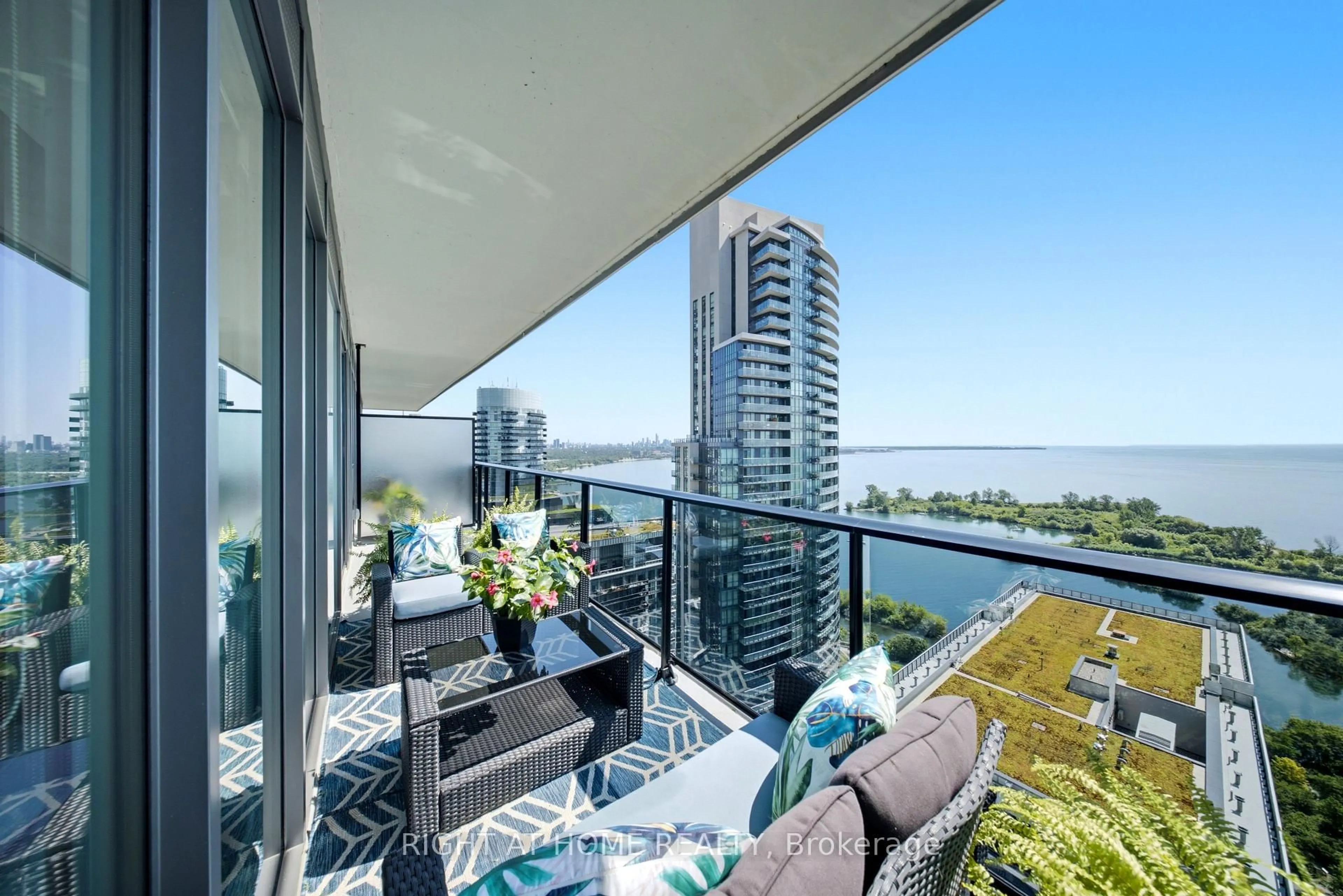Balcony in the apartment, water/lake/river/ocean view for 70 Annie Craig Dr #2605, Toronto Ontario M8V 0G2