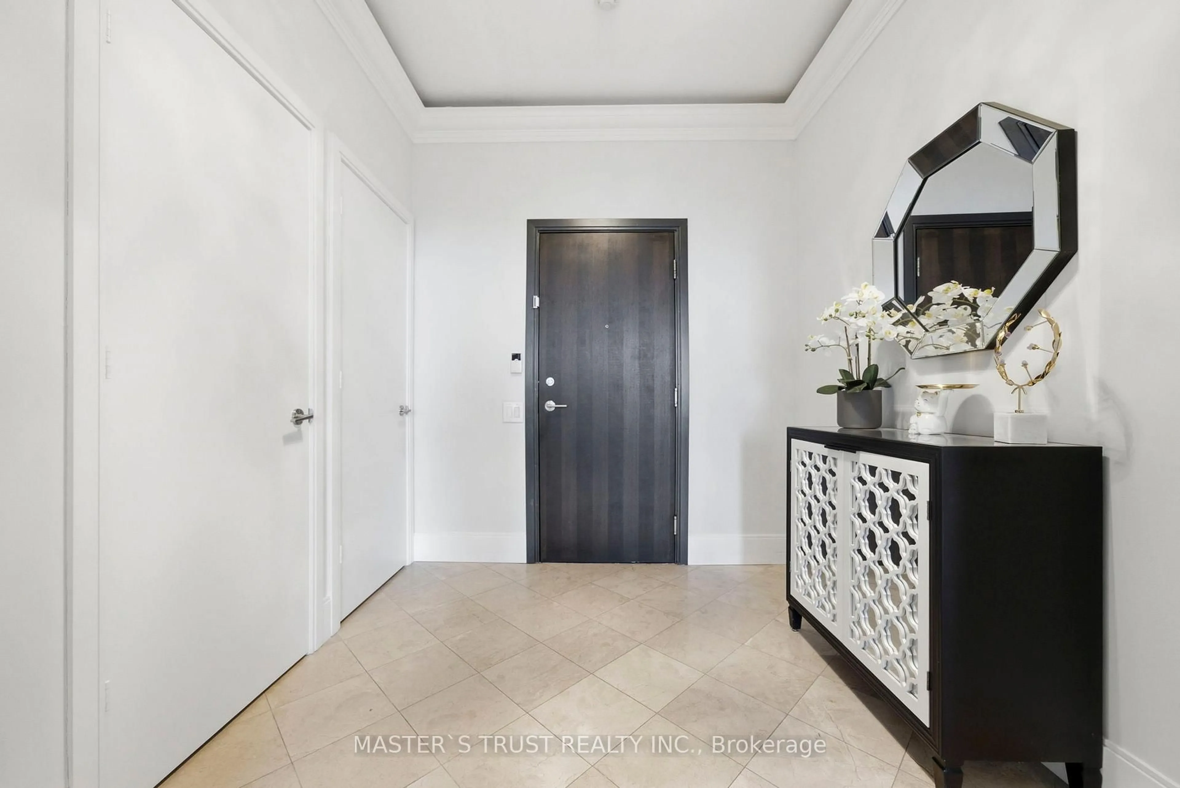 Indoor entryway for 35 Viking Lane #2844, Toronto Ontario M9B 0A2