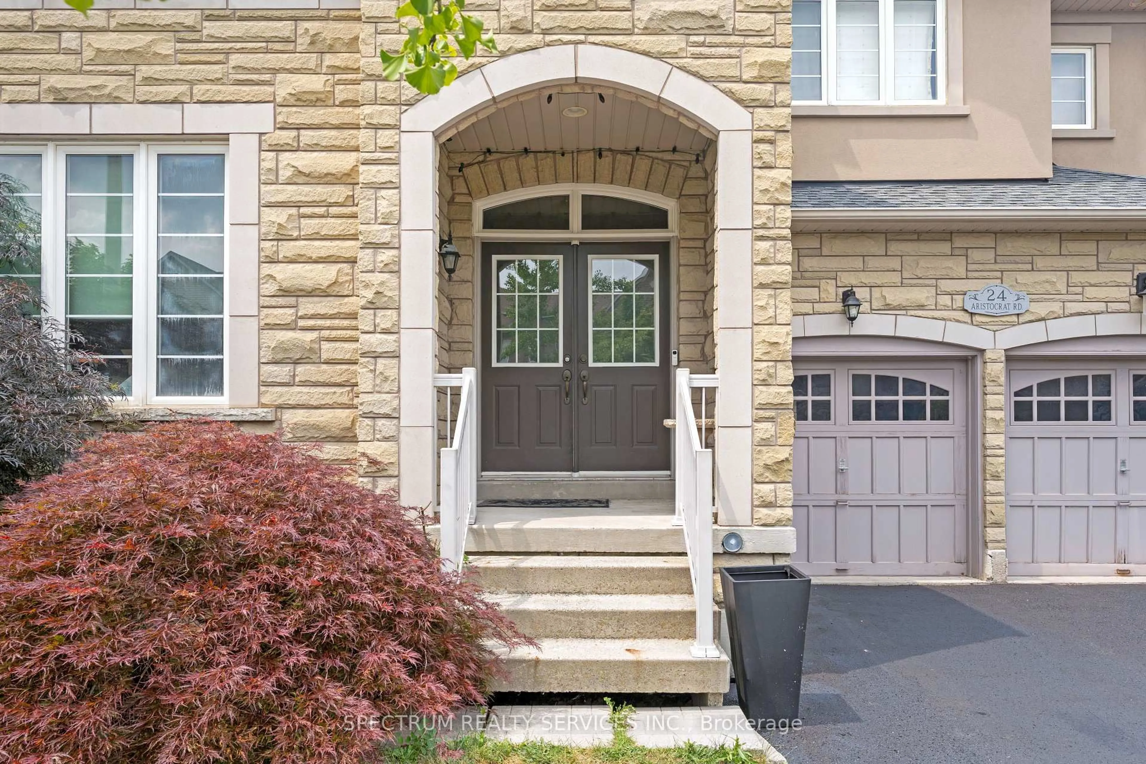 Unknown for 24 Aristocrat Rd, Brampton Ontario L6P 1X7