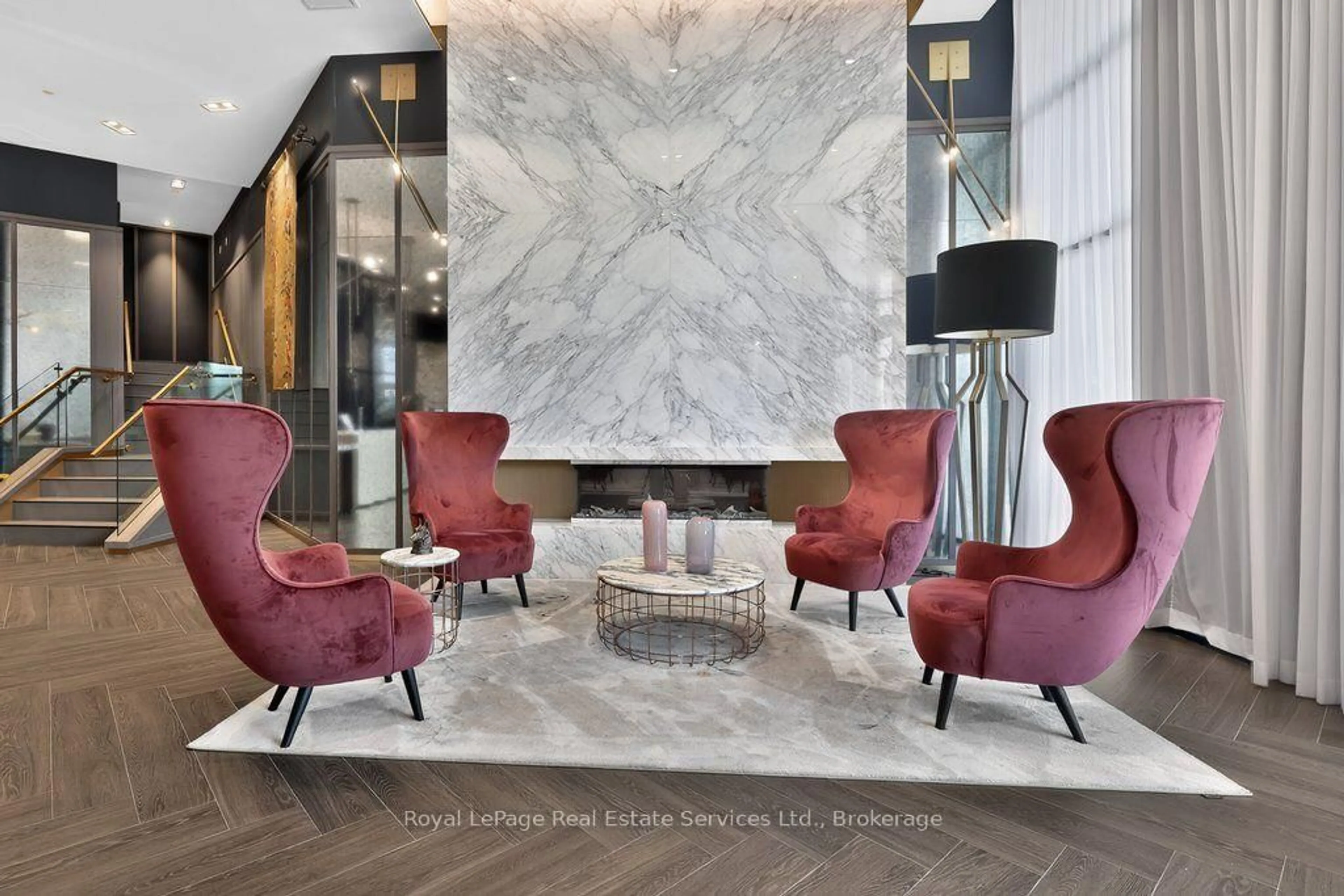 Lobby for 405 Dundas St #332, Oakville Ontario L6M 4M2