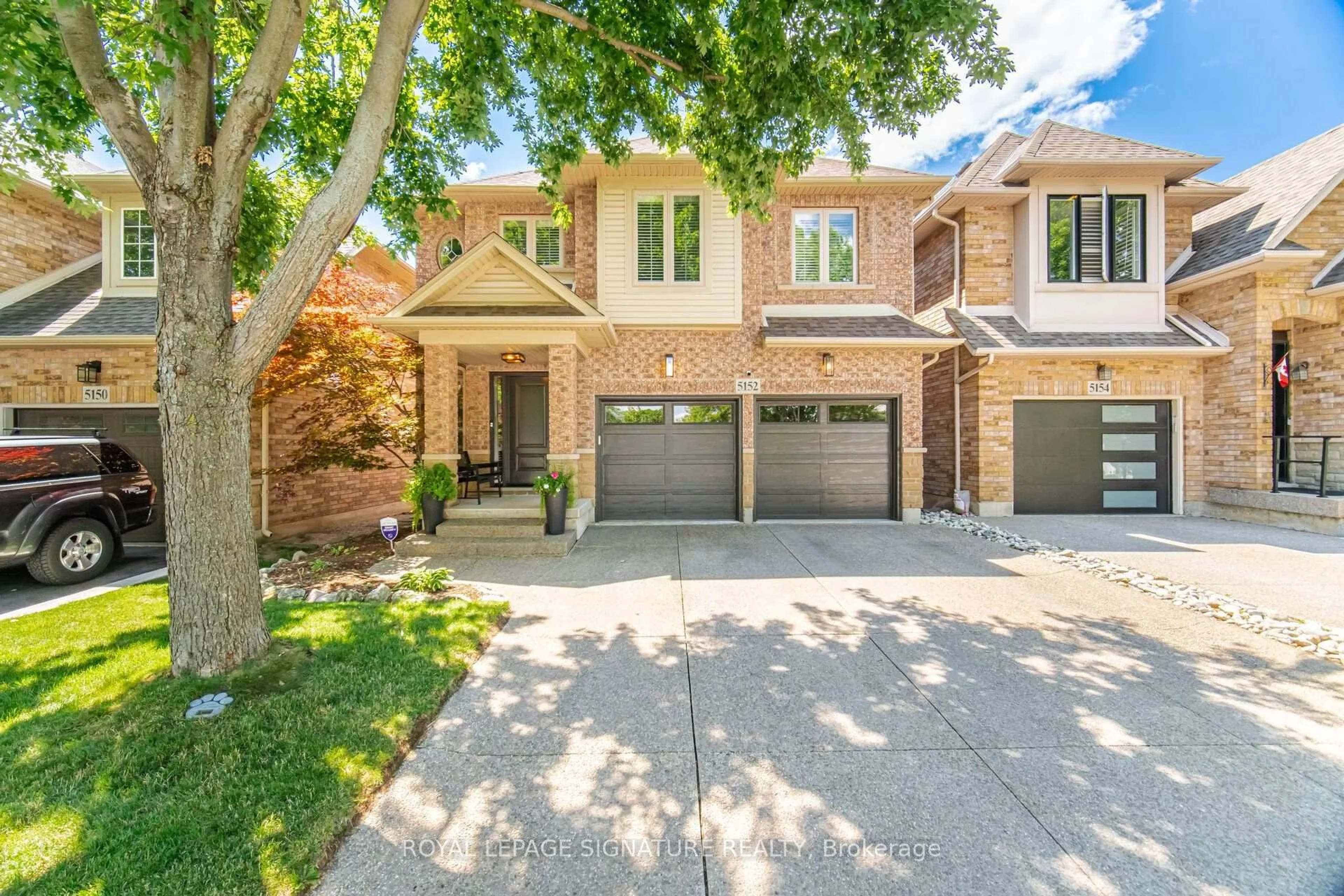 Home with brick exterior material, street for 5152 Bird Blvd, Burlington Ontario L7L 7J4