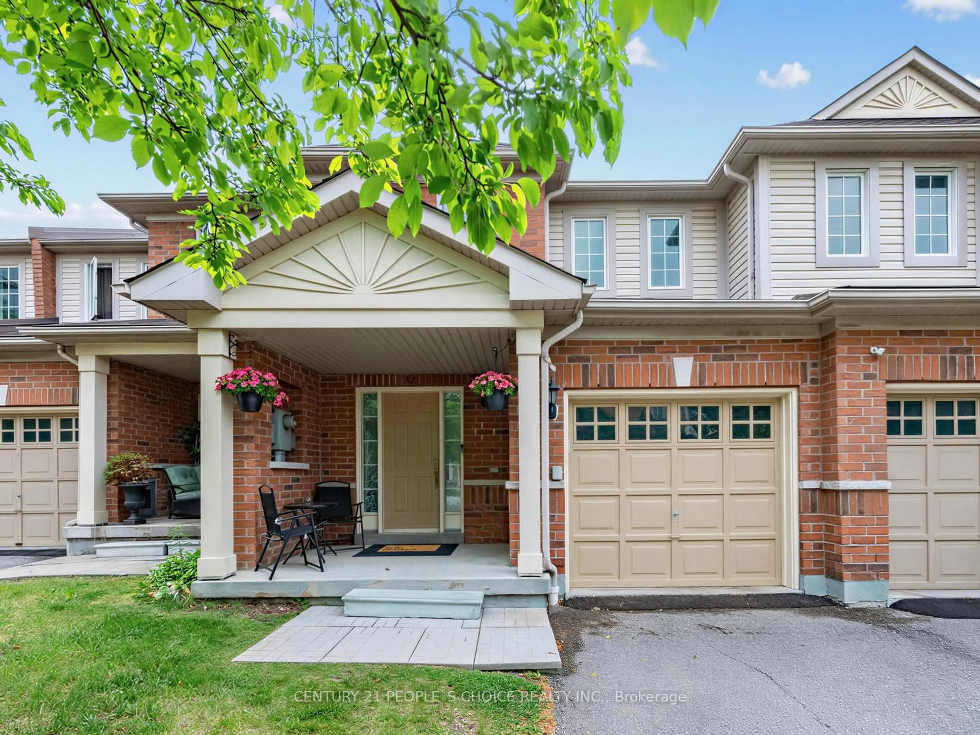 Home with brick exterior material, street for 6035 Bidwell Tr #62, Mississauga Ontario L5V 3C9