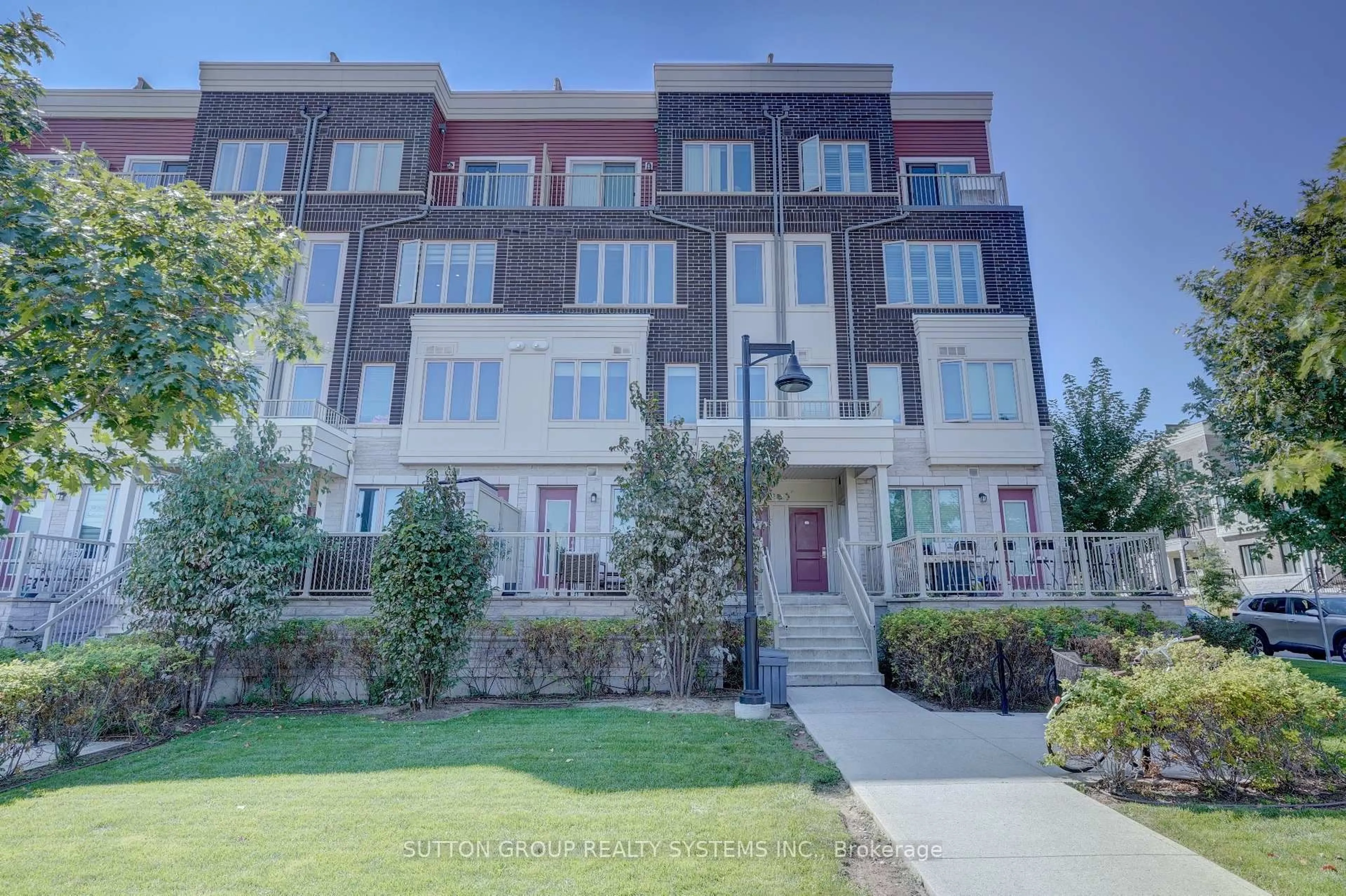 A pic from outside/outdoor area/front of a property/back of a property/a pic from drone, building for 100 Long Branch Ave #33, Toronto Ontario M8W 1N6