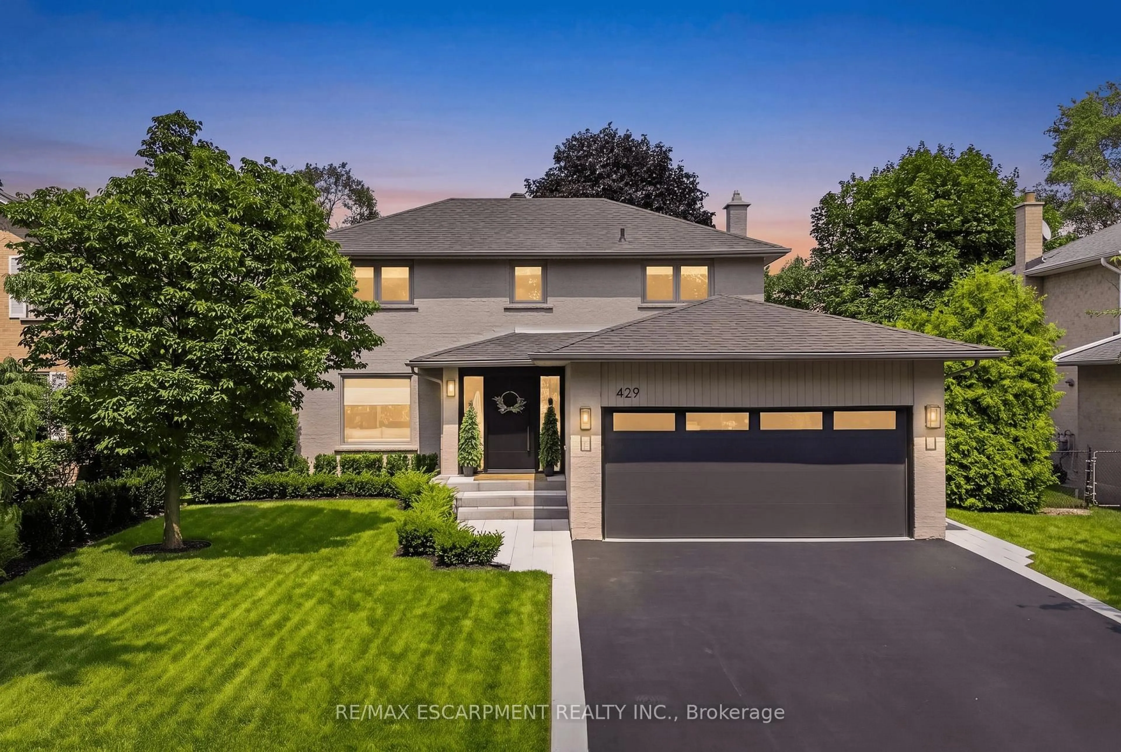 Home with brick exterior material, street for 429 CLAREMONT Cres, Oakville Ontario L6J 6J9