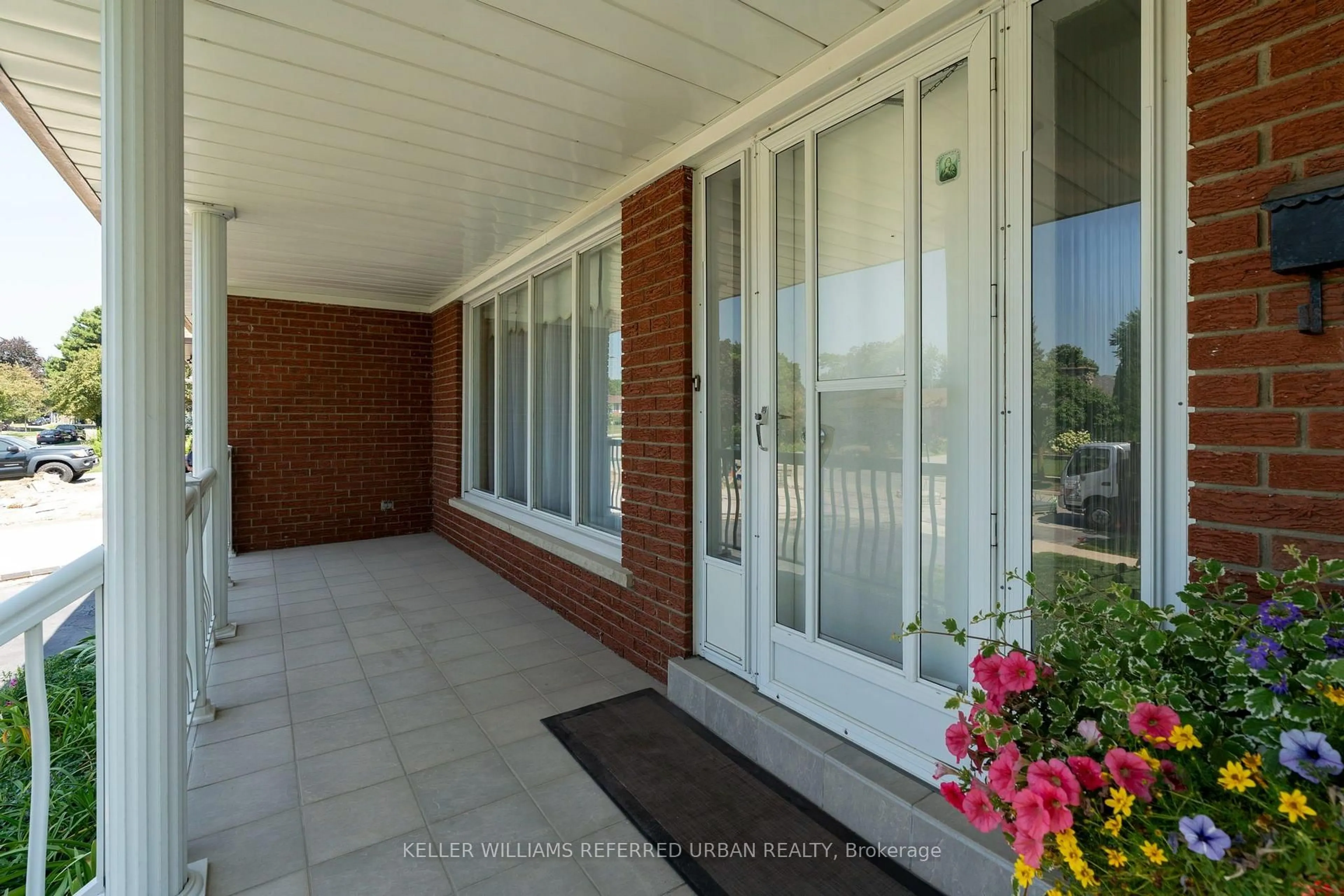Unknown for 19 Groverdale Rd, Toronto Ontario M9C 3M7